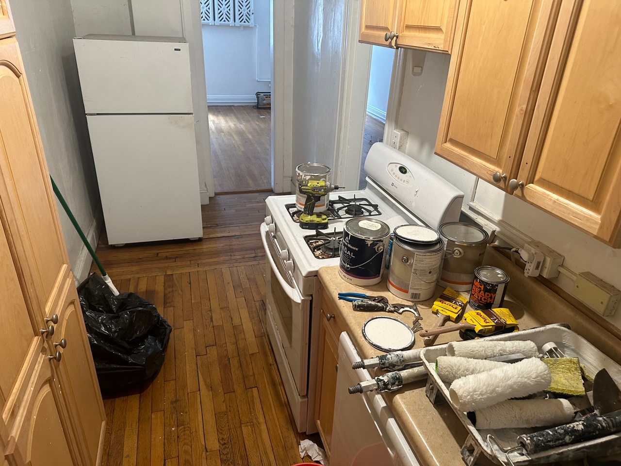 1.5 bed, 1 bath apartment for rent at 6 Marlborough St Unit C, Back Bay — photo 2 of 7