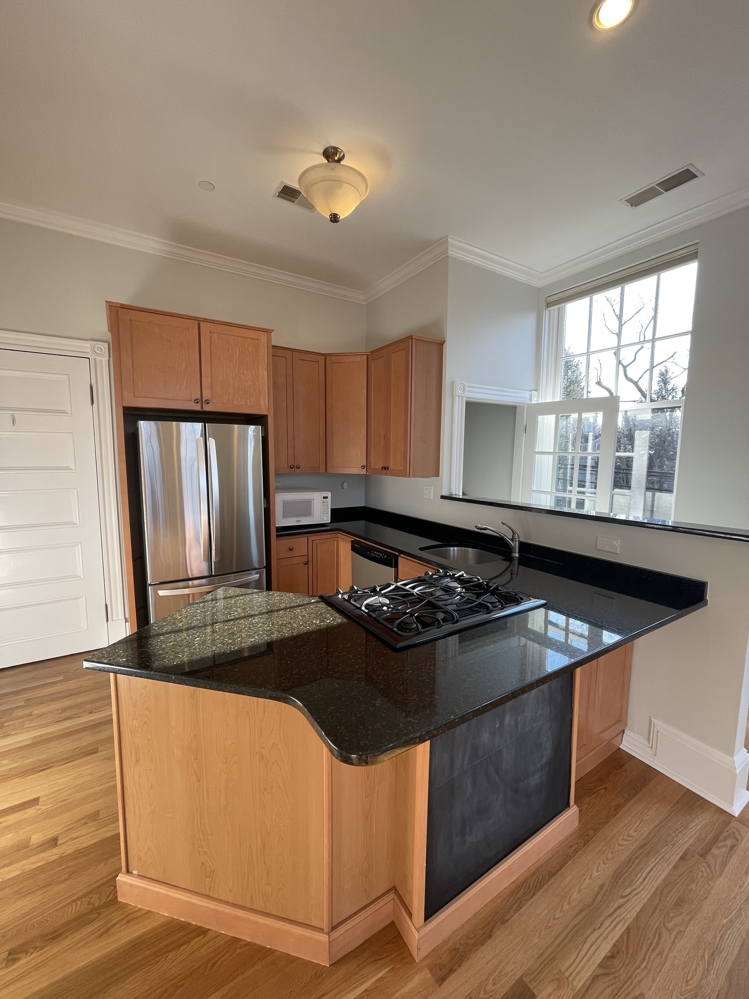 2 bed, 2 bath apartment for rent at 245 Beacon St Unit 7, Porter Square — photo 2 of 22