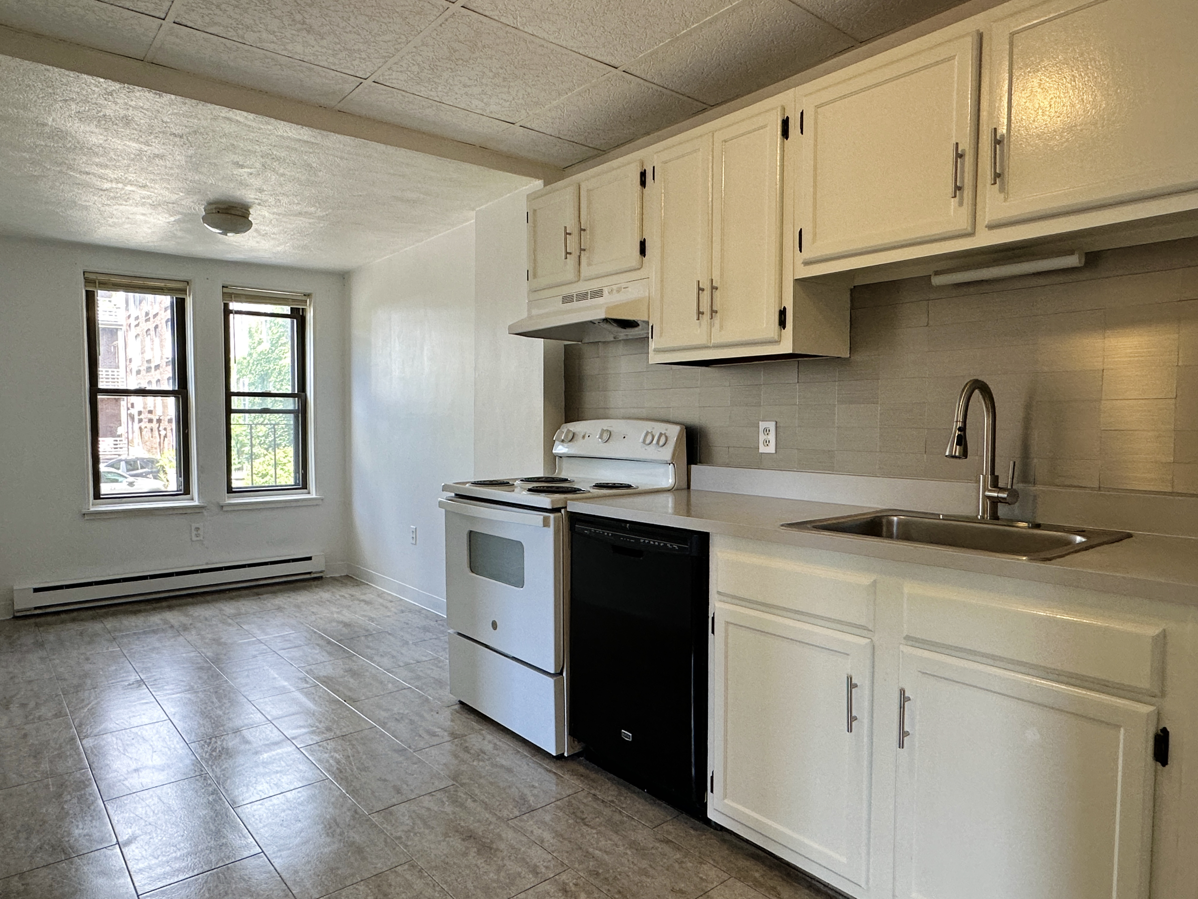 1 bed, 1 bath apartment for rent at 88 Broadway Unit 5, Chelsea — photo 1 of 7