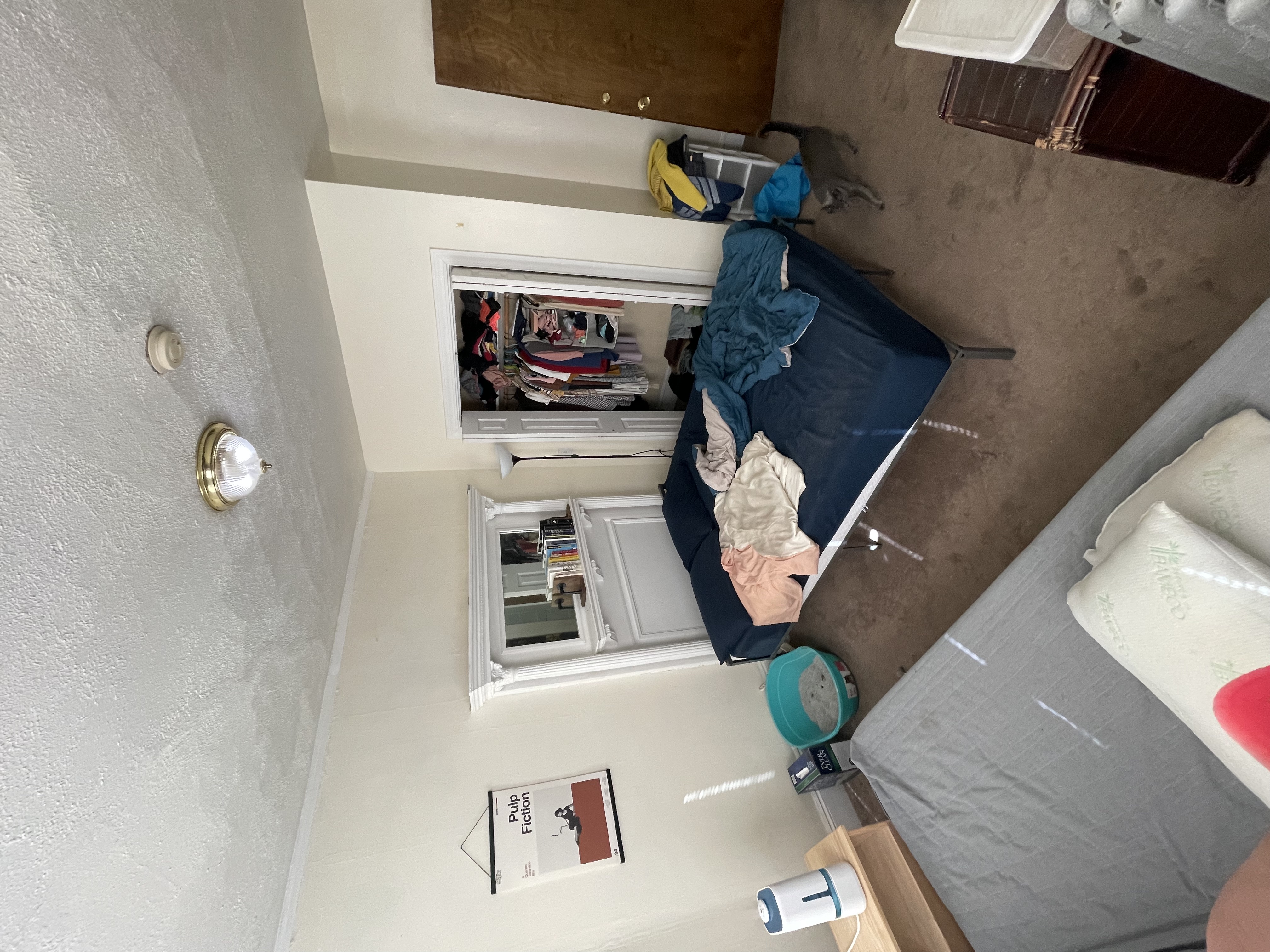 1 split bed, 1 bath apartment for rent at 1359 Commonwealth Ave Unit 1, Allston — photo 2 of 9