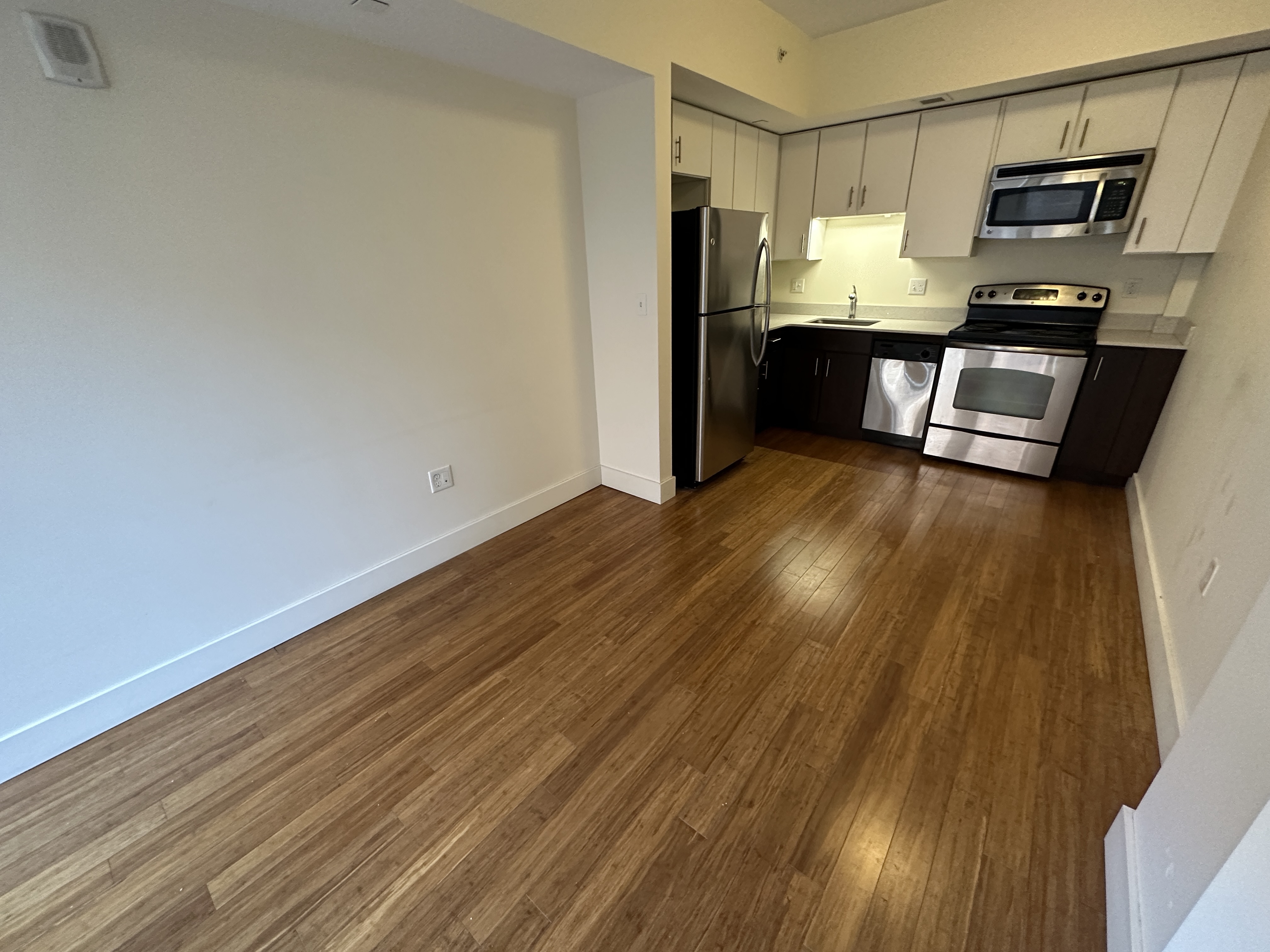 8 Winter St, Downtown