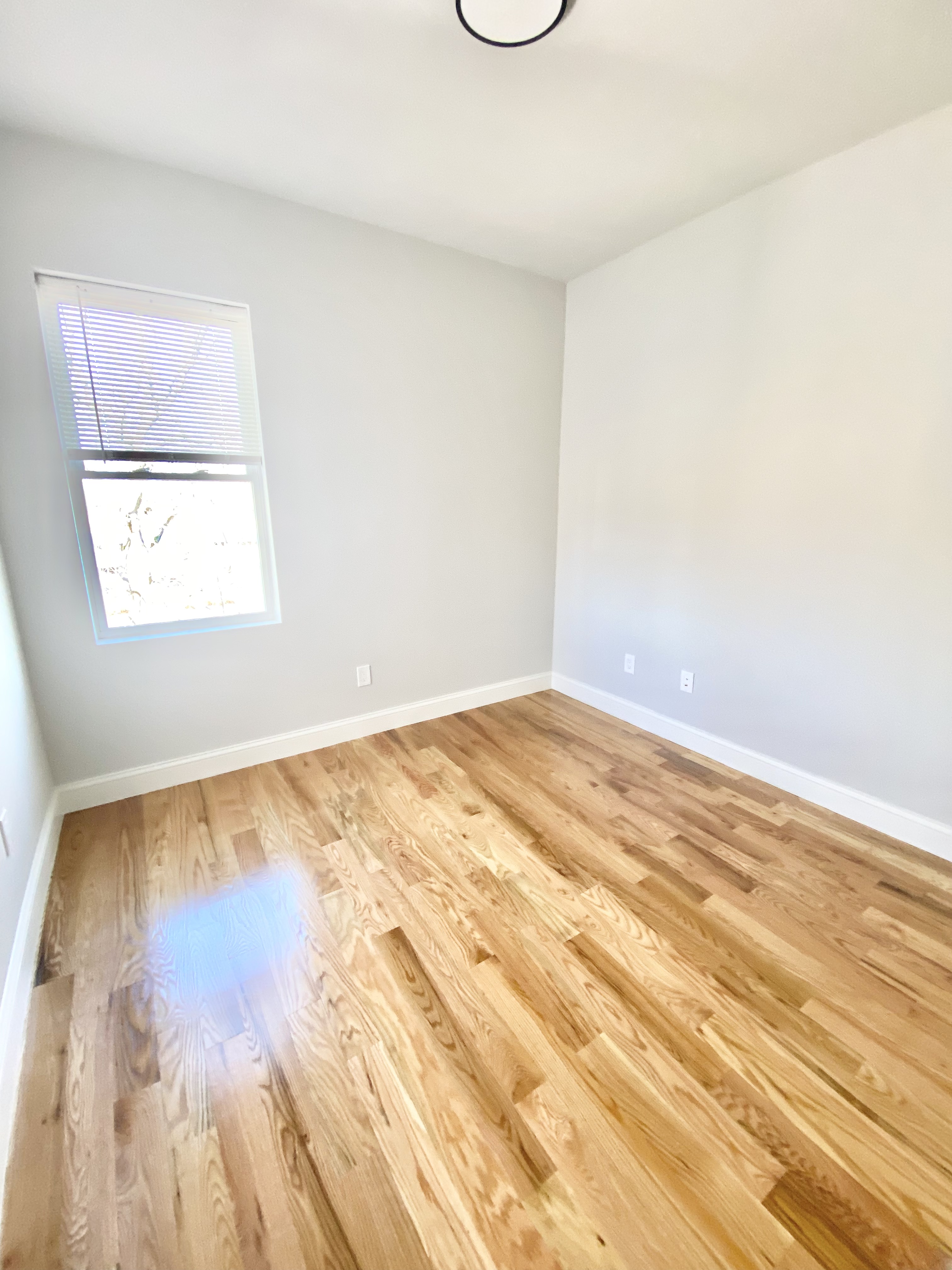 3 bed, 1 bath apartment for rent at 151 Crescent St Unit 3, Waltham — photo 7 of 15