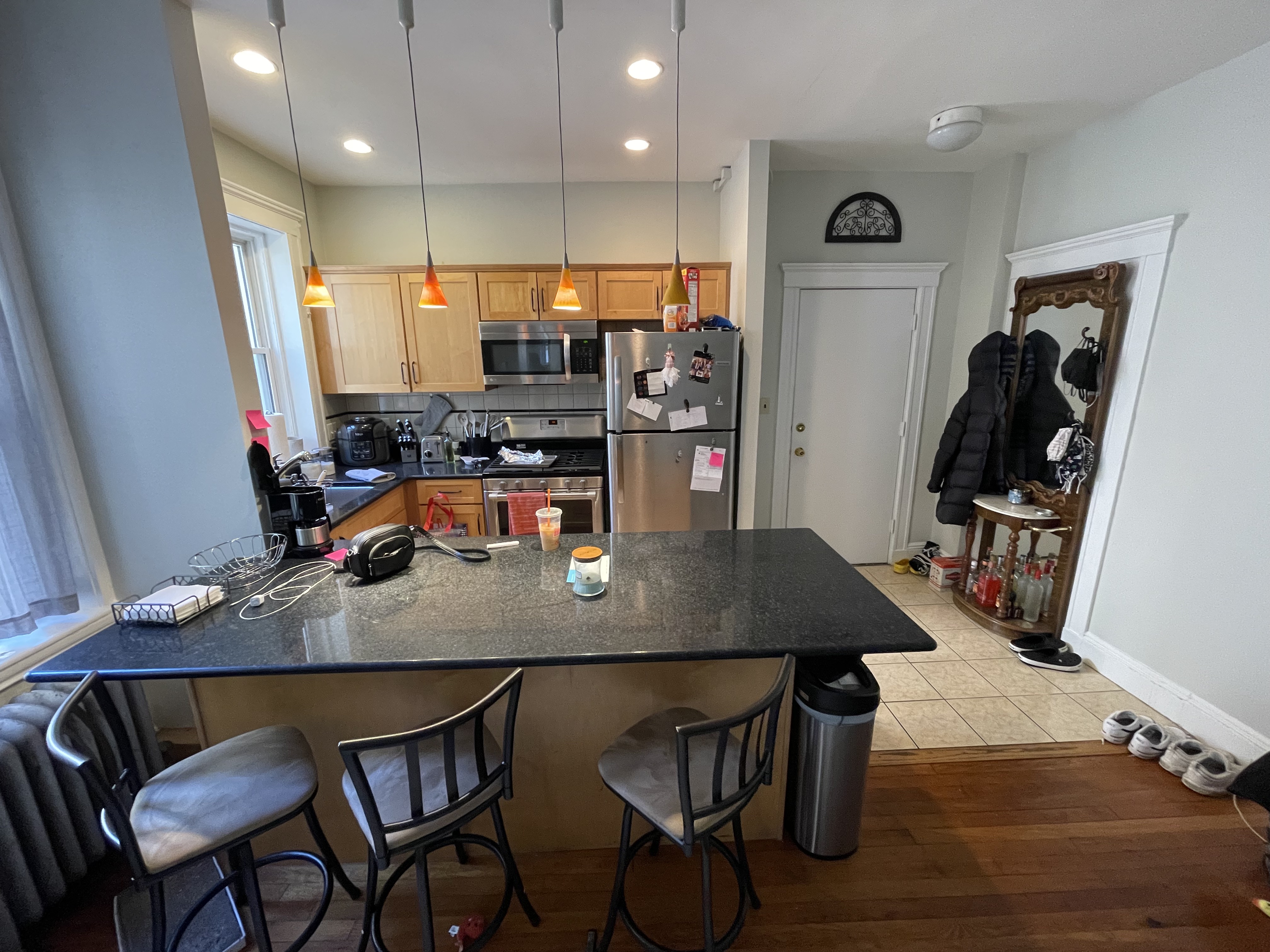 2 bed, 1 bath apartment for rent at 233 Kelton St Unit 7, Brighton — photo 1 of 9