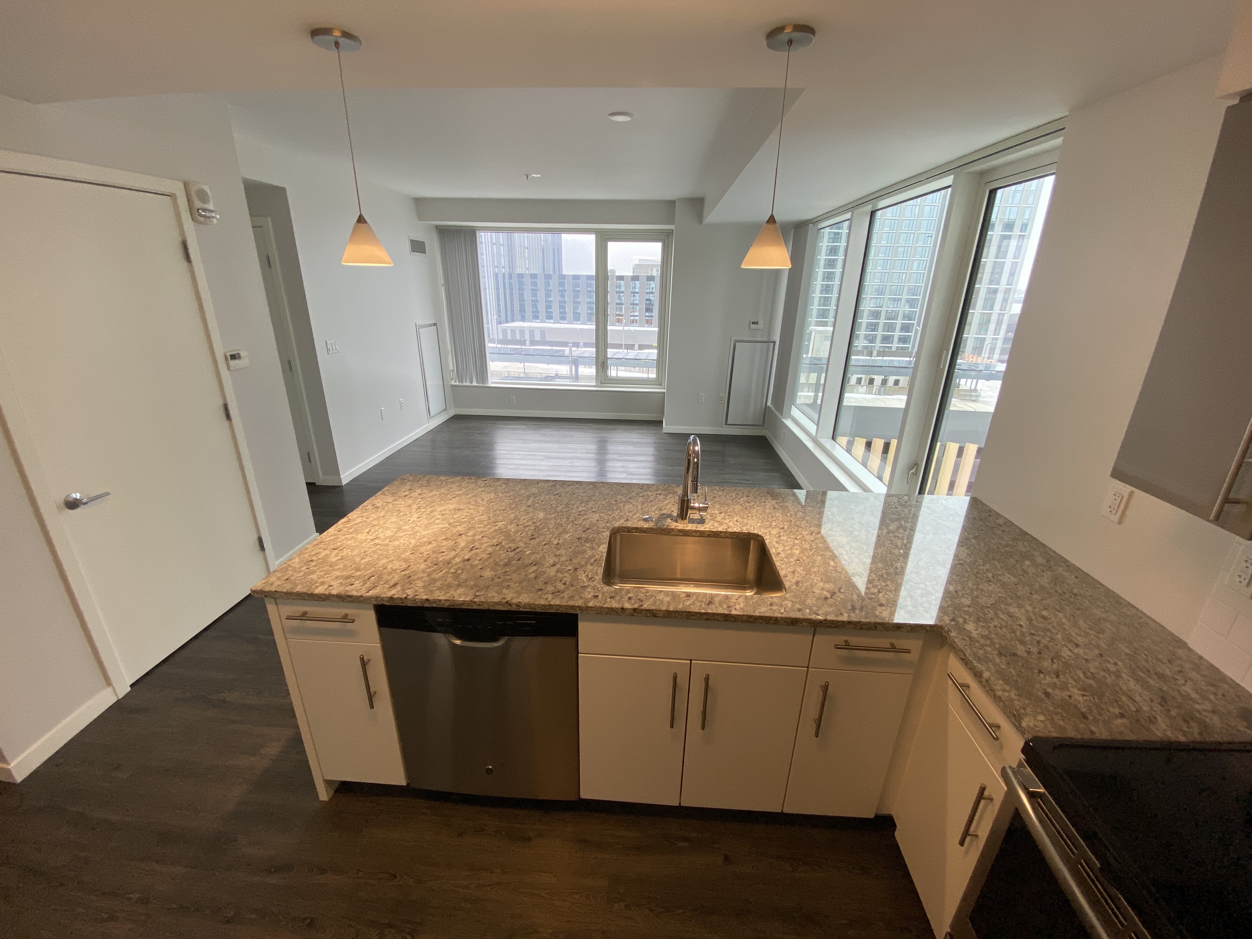2 bed, 2 bath apartment for rent at 505 Congress St Unit 1213, Seaport District — photo 3 of 12