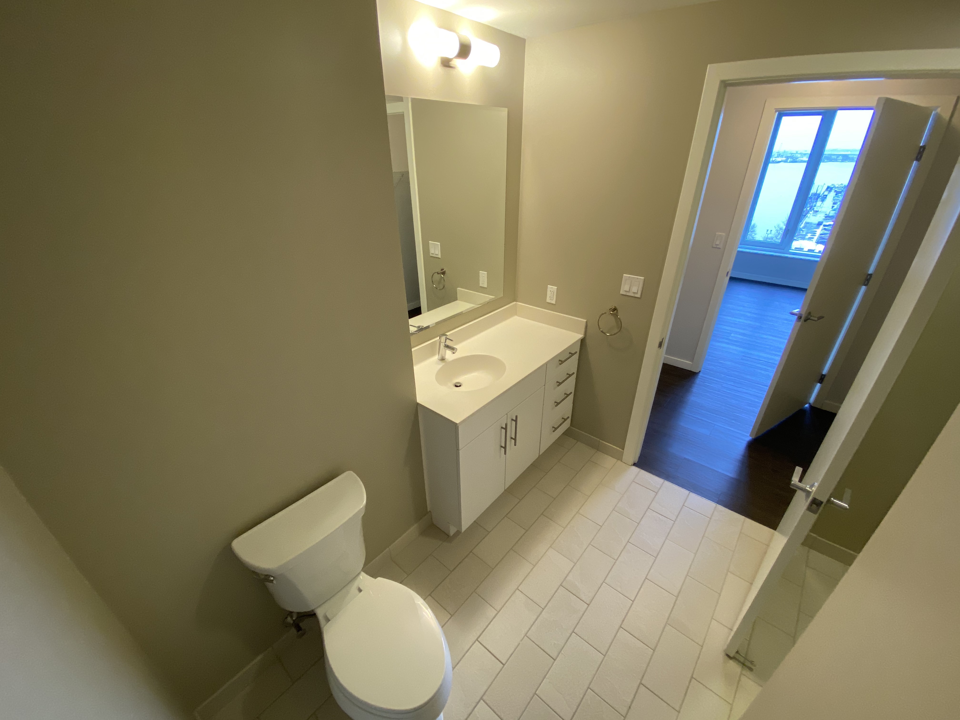 2 bed, 2 bath apartment for rent at 505 Congress St Unit 902, Seaport District — photo 10 of 11