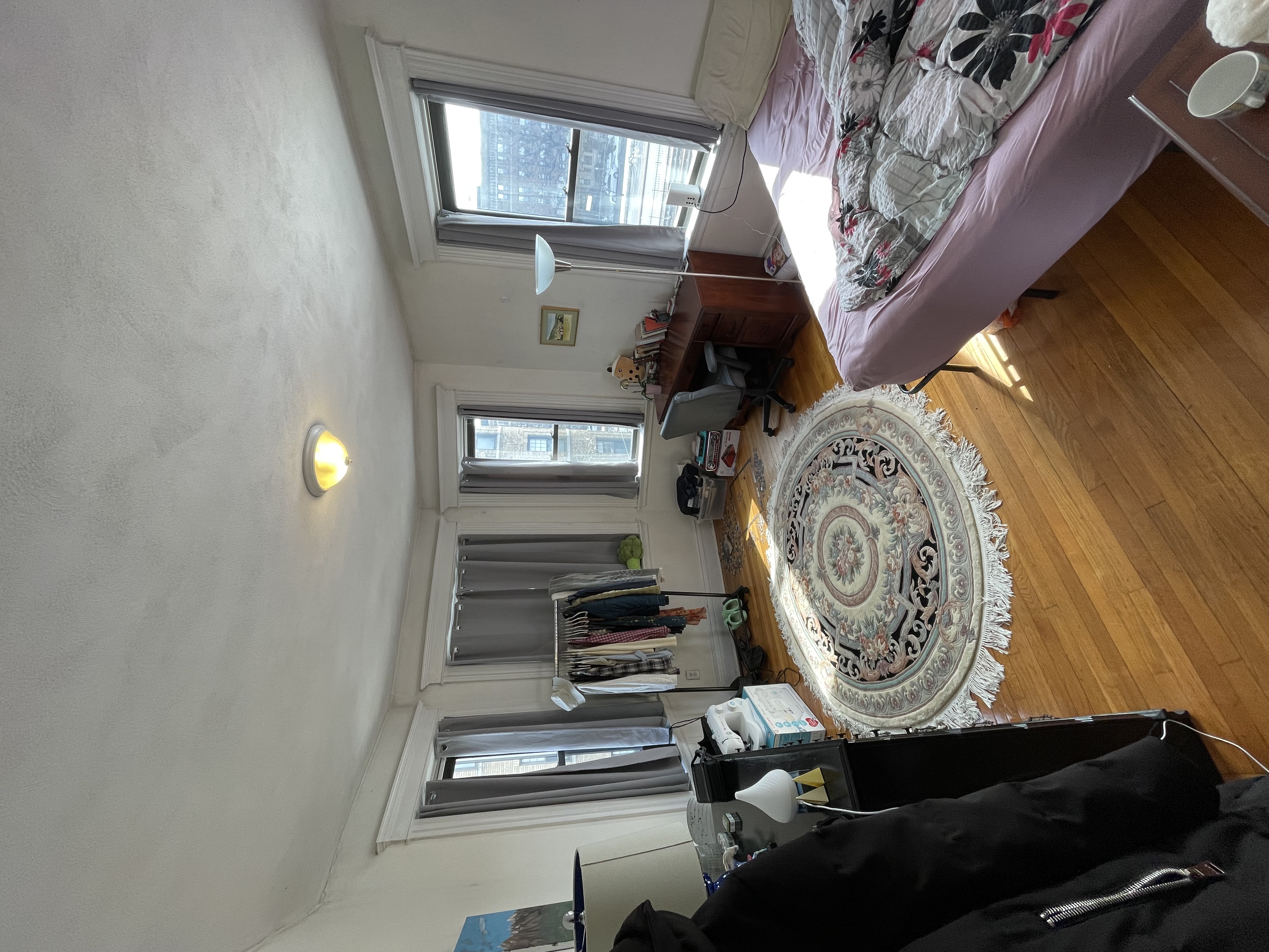 1 split bed, 1 bath apartment for rent at 31 Saint Lukes Rd Unit 15, Allston — photo 1 of 8
