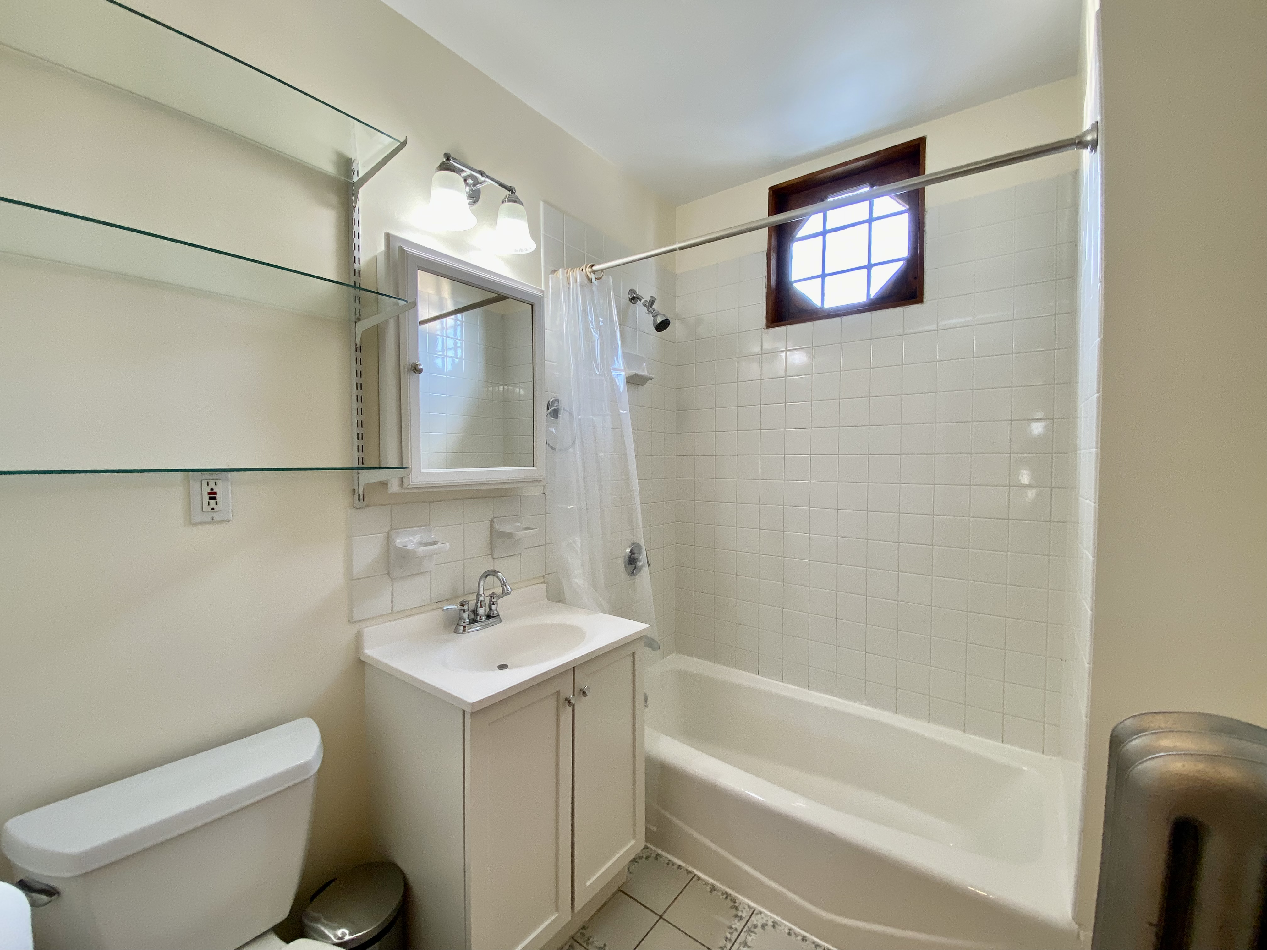2 bed, 1 bath apartment for rent at 103 Farquhar St Unit 3, Roslindale — photo 11 of 24