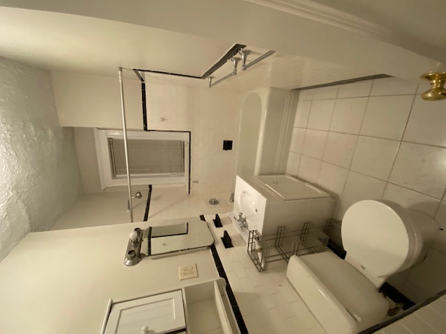 2 bed, 1 bath apartment for rent at 102 Naples Rd Unit 3, Coolidge Corner — photo 9 of 16