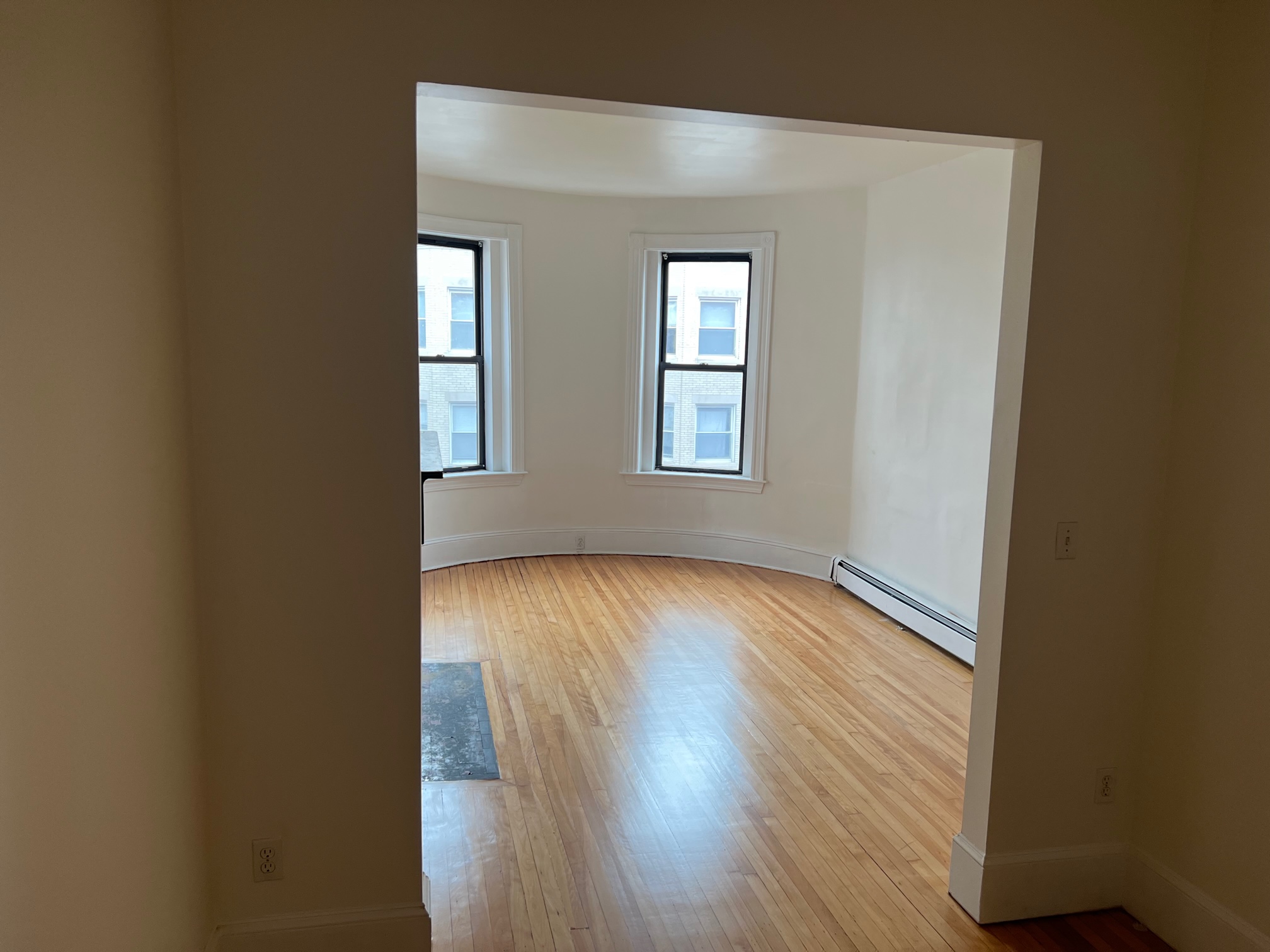 2 bed, 1 bath apartment for rent at 19 Hemenway St Unit 4, Fenway — photo 5 of 16