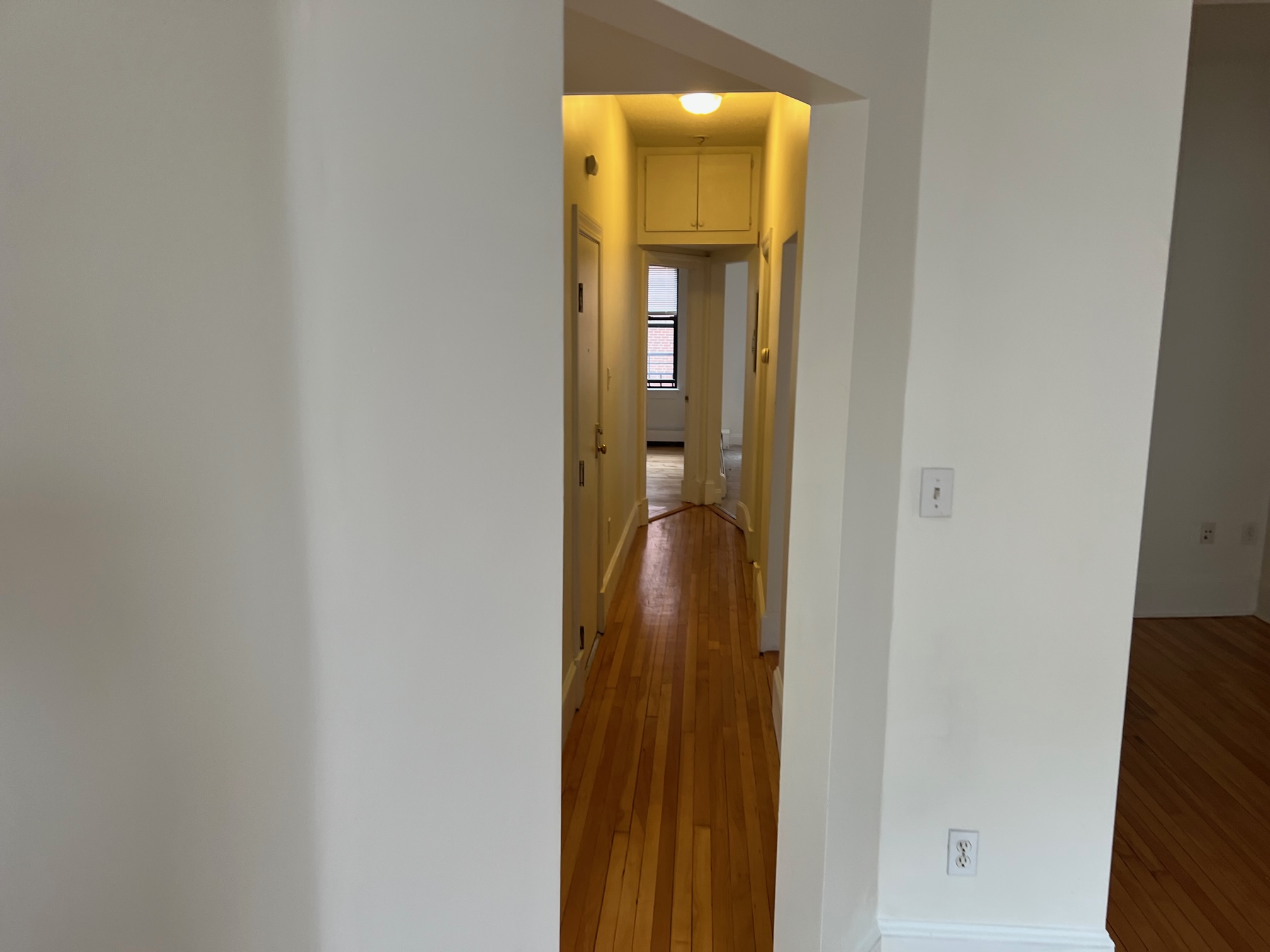 2 bed, 1 bath apartment for rent at 19 Hemenway St Unit 4, Fenway — photo 13 of 16