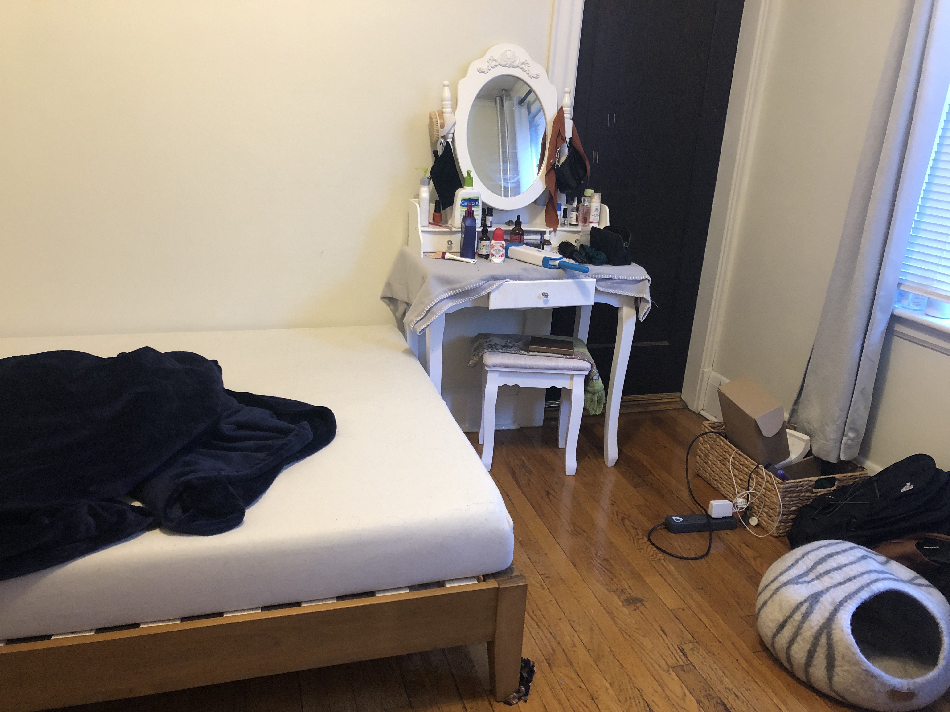 1 bed, 1 bath apartment for rent at 349 Pleasant St Unit B1-3, Malden — photo 4 of 5