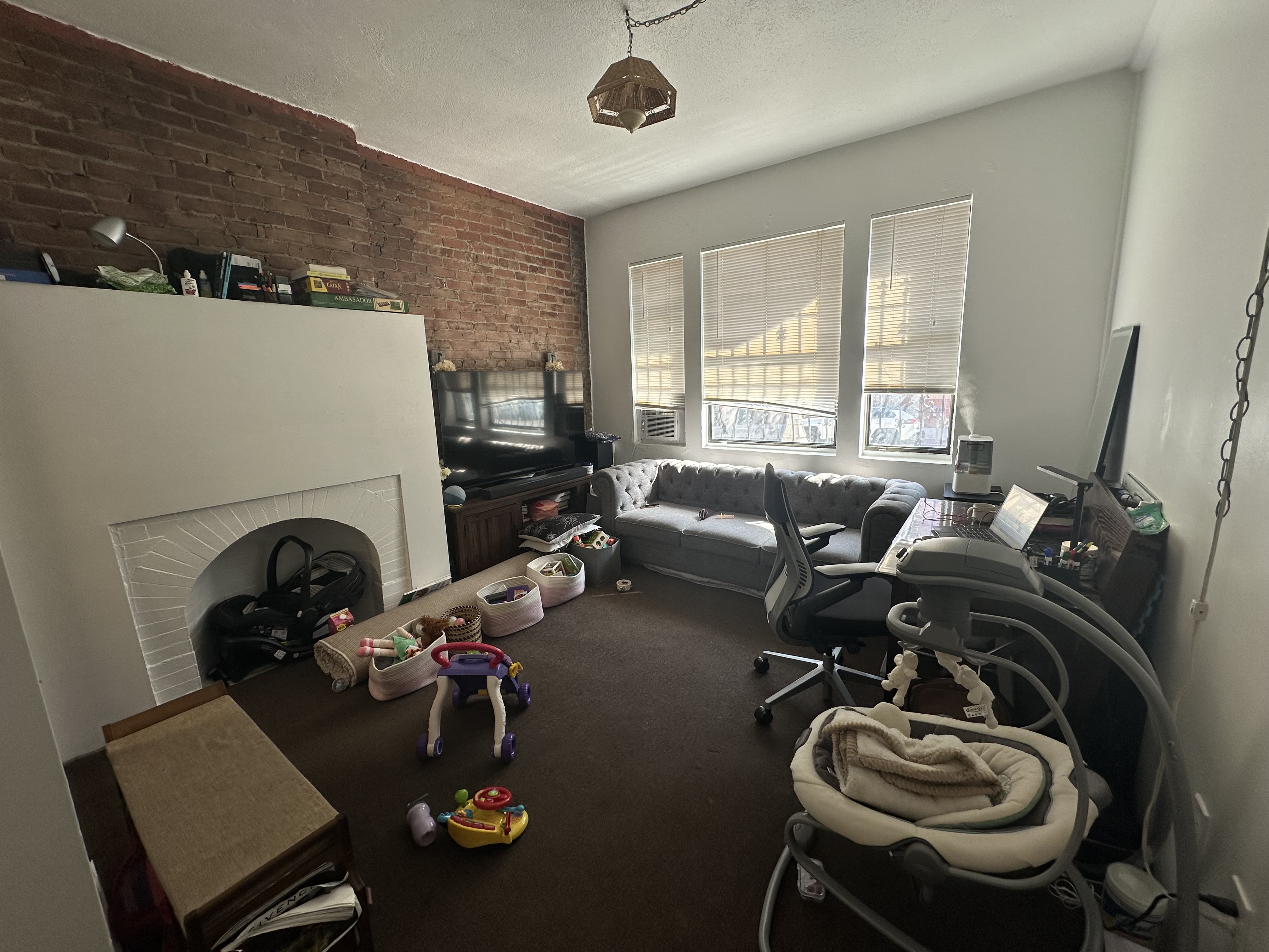 1 bed, 1 bath apartment for rent at 47 Hemenway St Unit 1, Fenway — photo 1 of 4