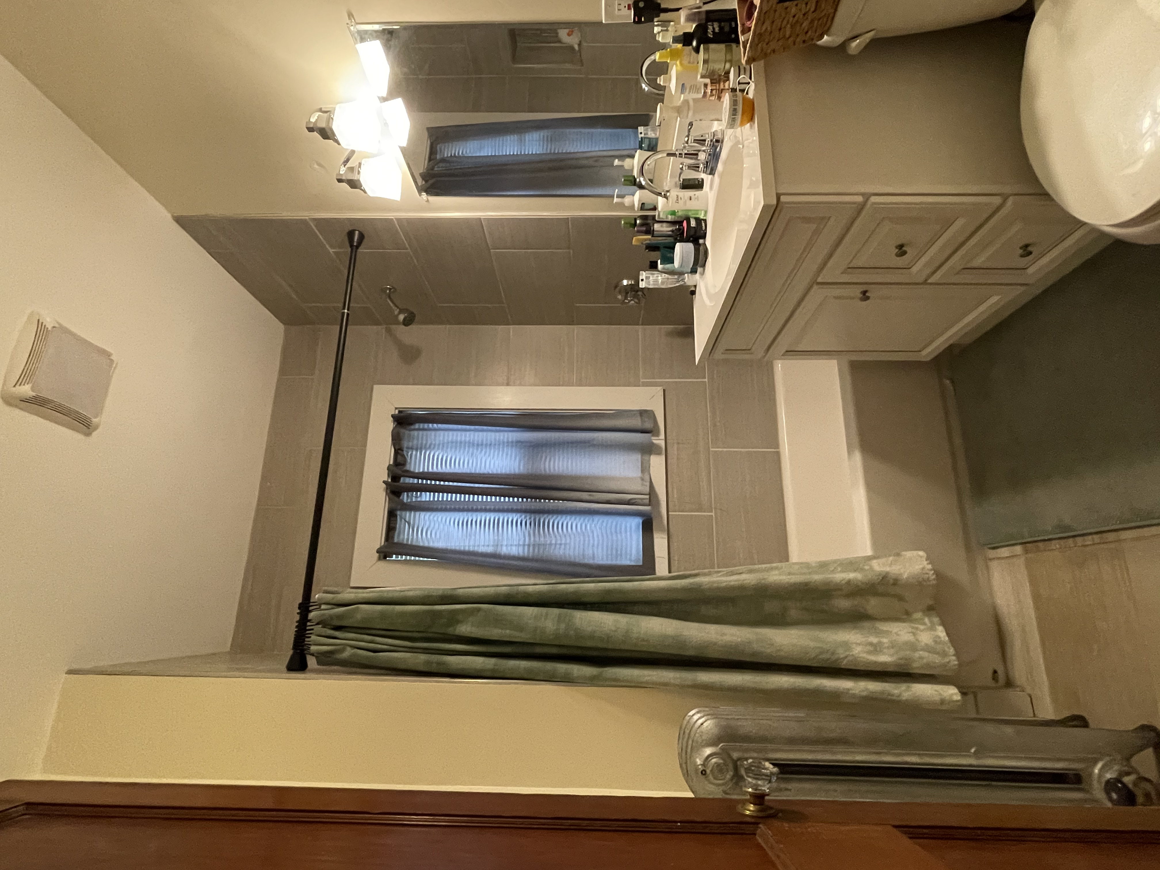 2 bed, 1 bath apartment for rent at 53 Sanford St Unit 1, Mattapan — photo 11 of 17