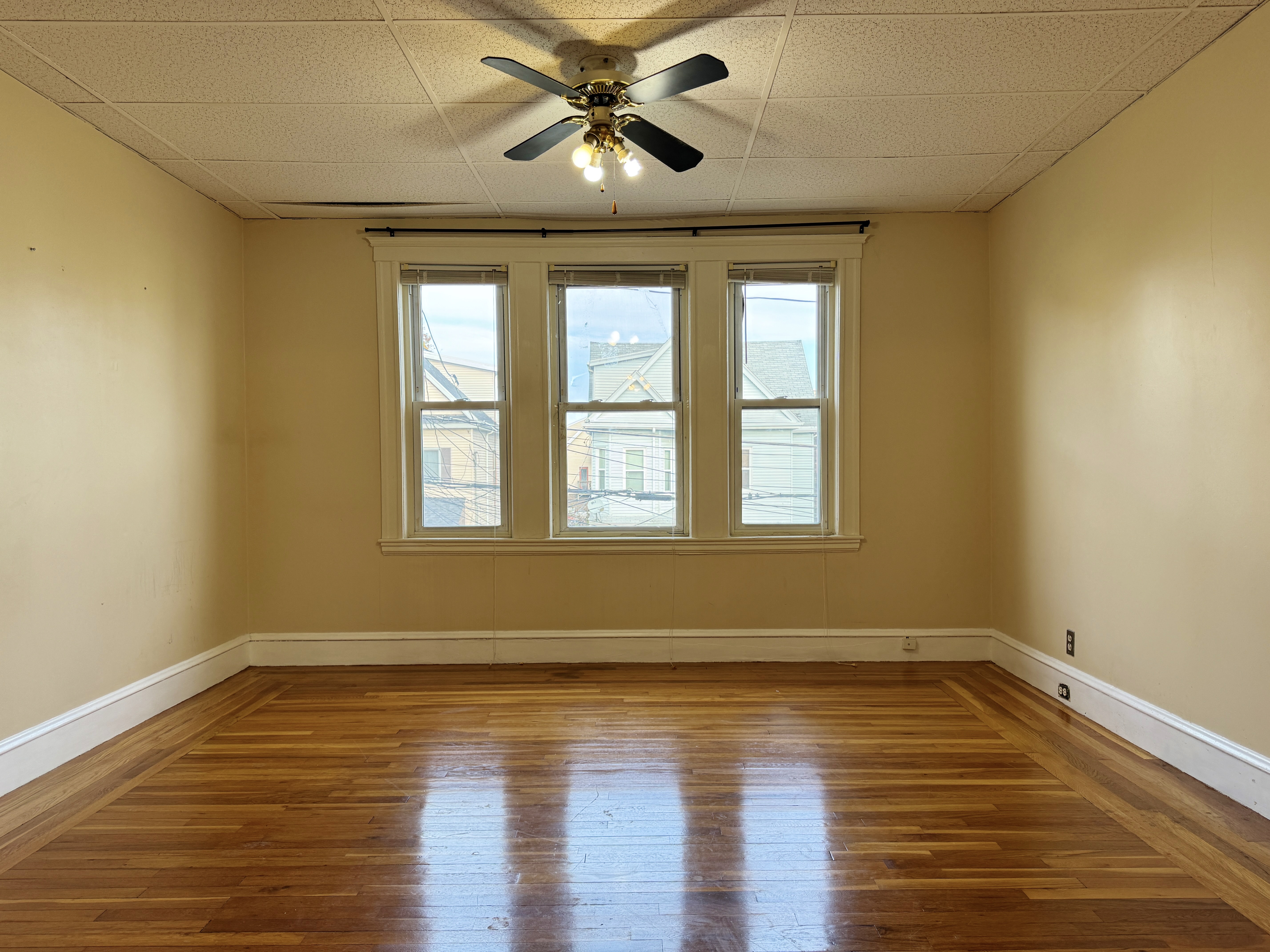2 bed, 1 bath apartment for rent at 27 Stearns St Unit 2, Malden — photo 7 of 11