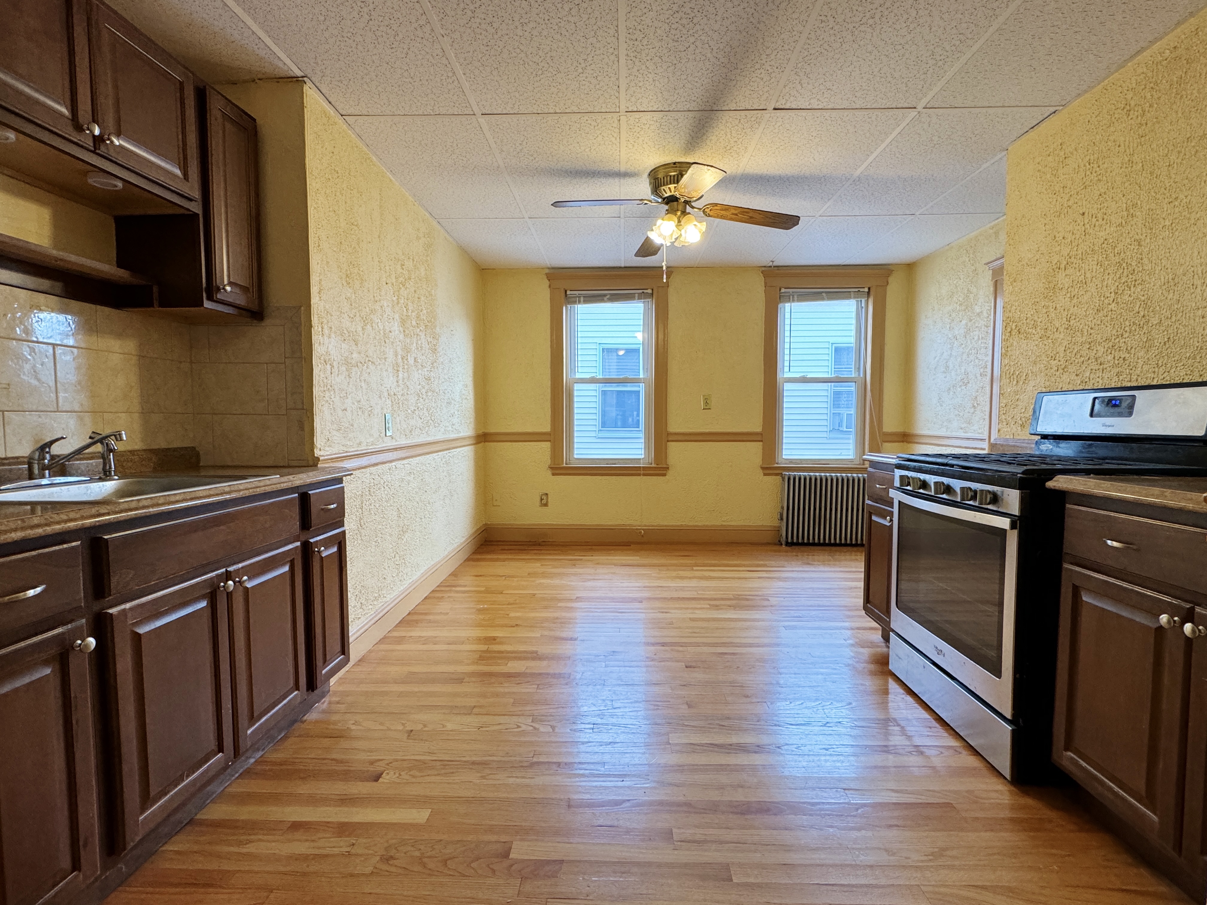 2 bed, 1 bath apartment for rent at 27 Stearns St Unit 2, Malden — photo 1 of 11