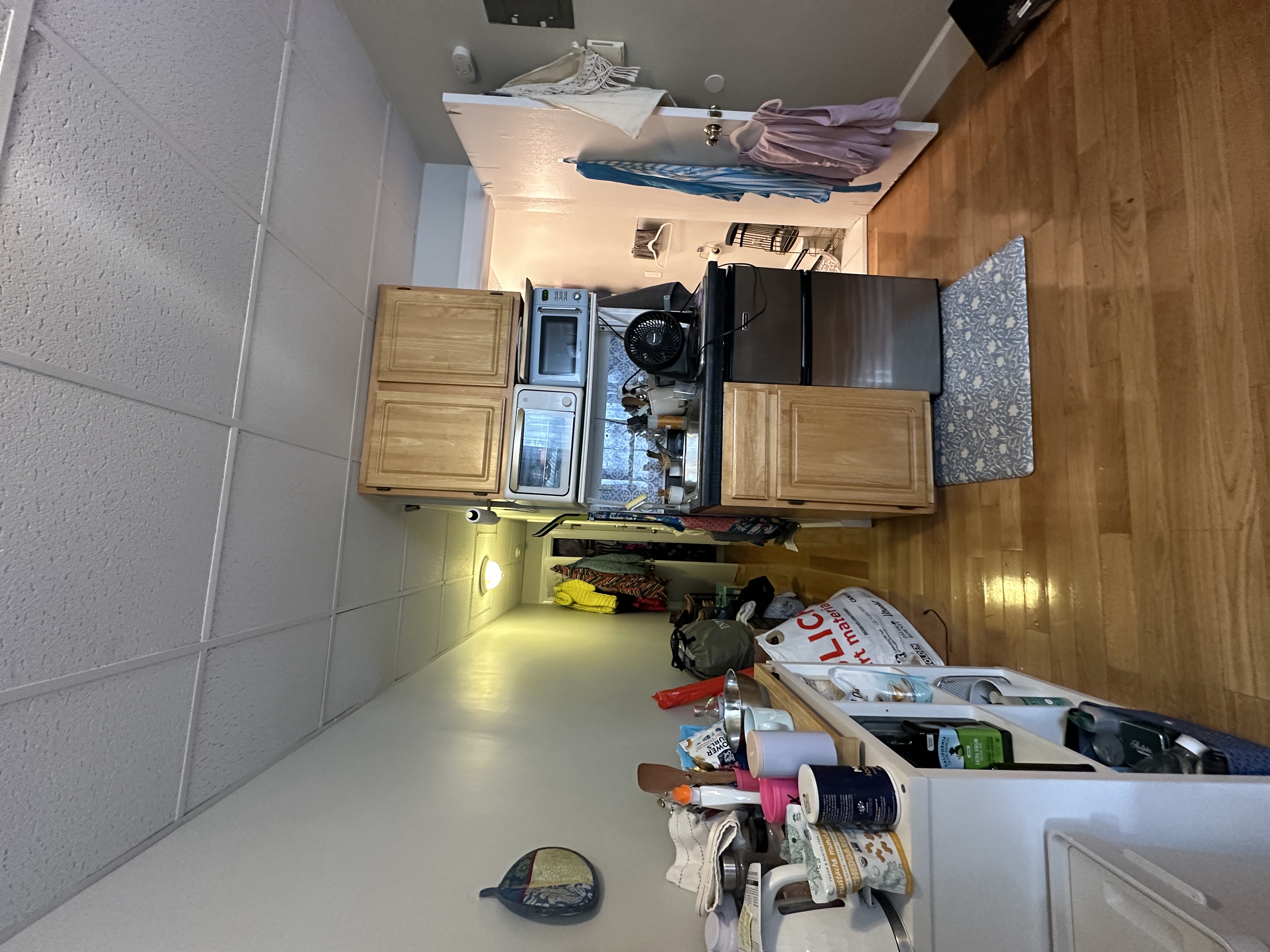 Studio bed, 1 bath apartment for rent at 505 Beacon St Unit B, Back Bay — photo 3 of 8