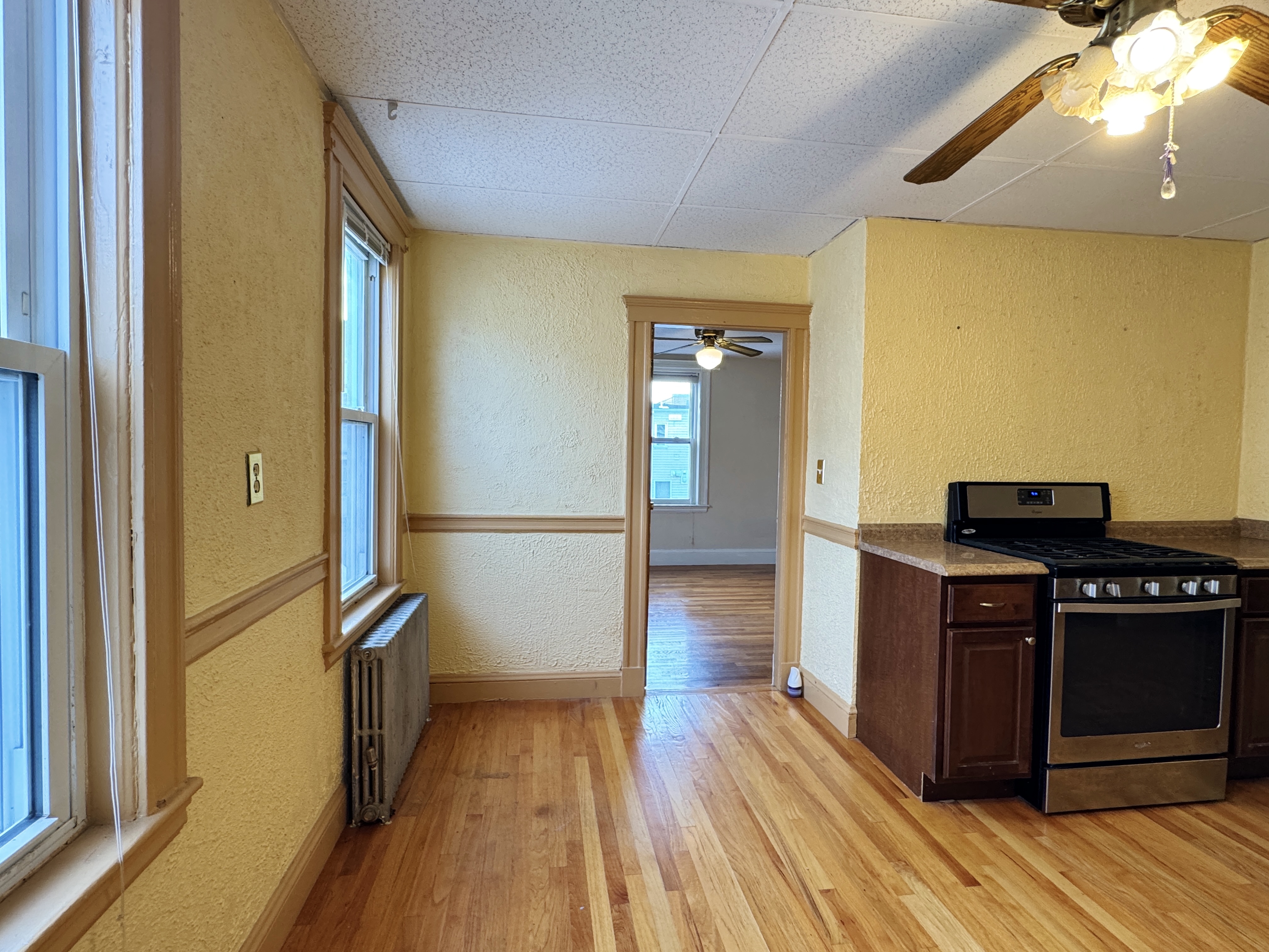 2 bed, 1 bath apartment for rent at 27 Stearns St Unit 2, Malden — photo 5 of 11