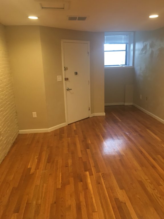 Studio bed, 1 bath apartment for rent at 379 Beacon St Unit 1F, Back Bay — photo 3 of 3