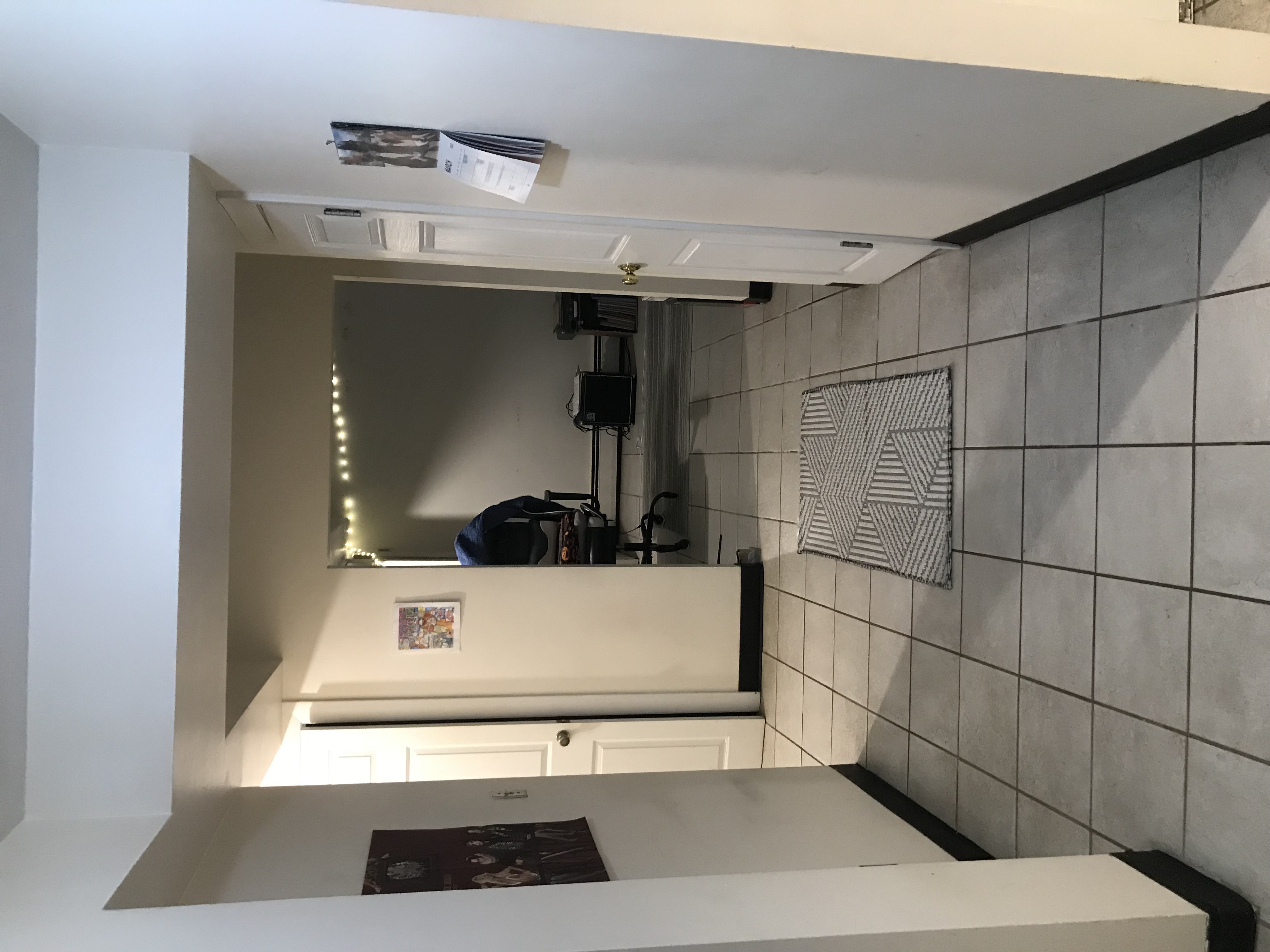 1 bed, 1 bath apartment for rent at 11 Englewood Ave Unit 3, Brookline Hills — photo 6 of 7