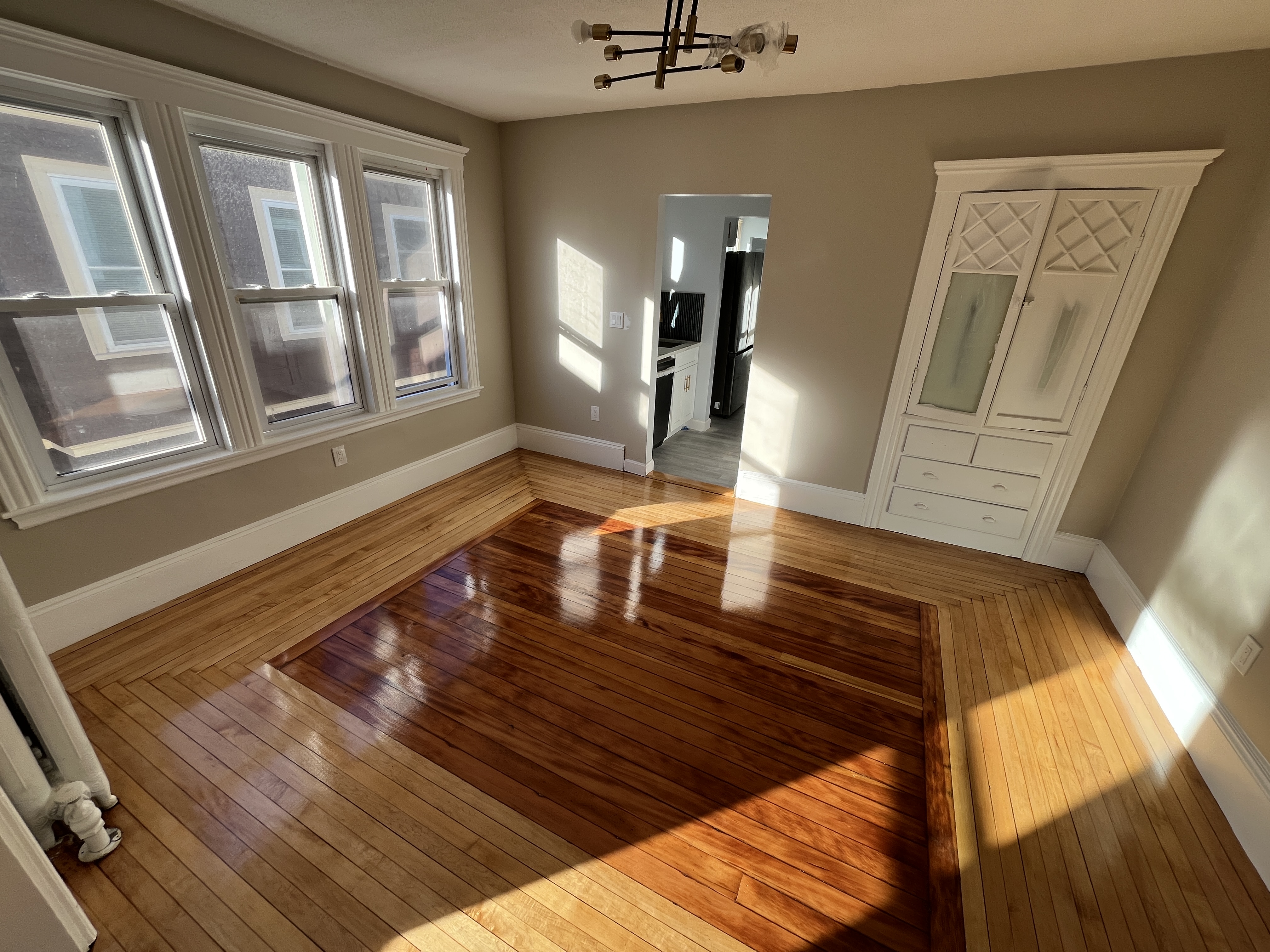 28 Emerald St, Medford