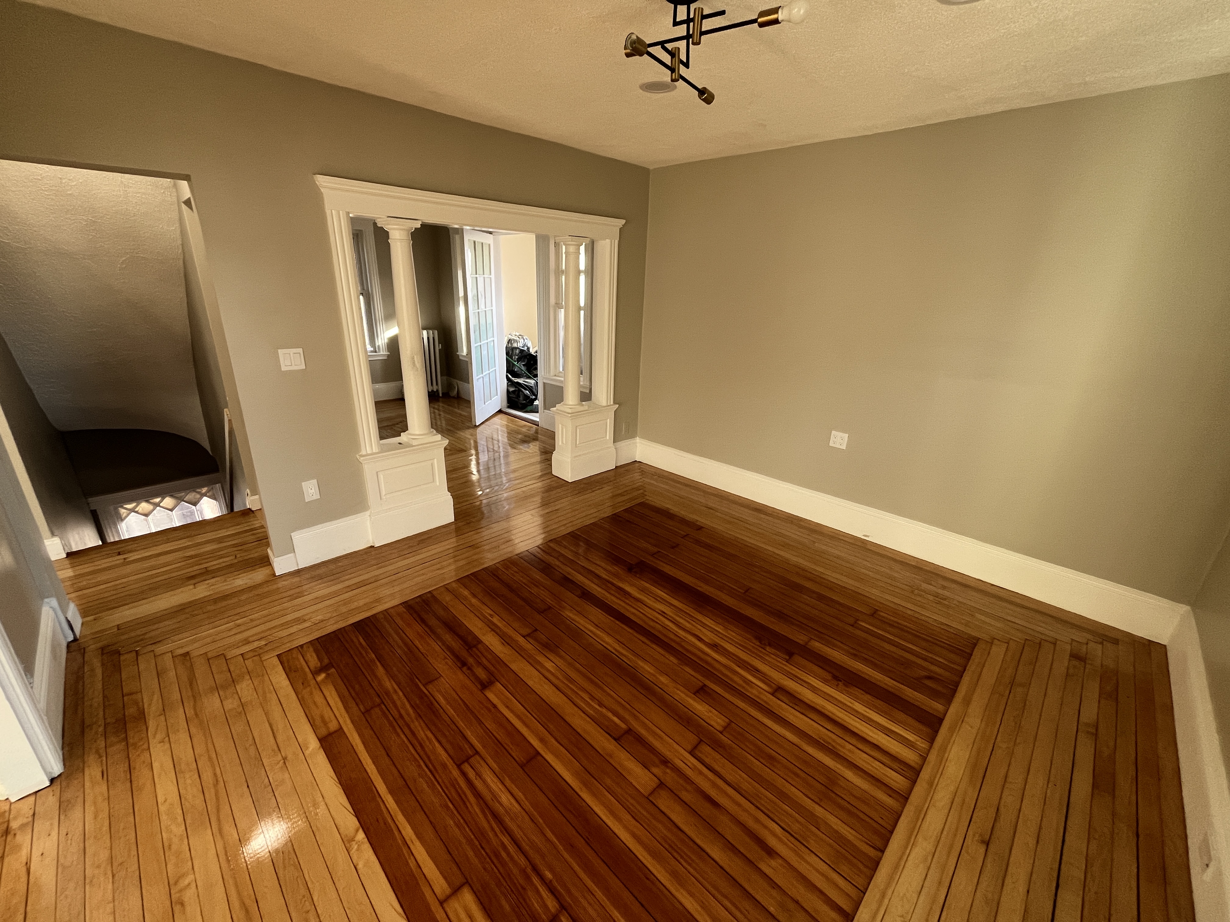 28 Emerald St, Medford