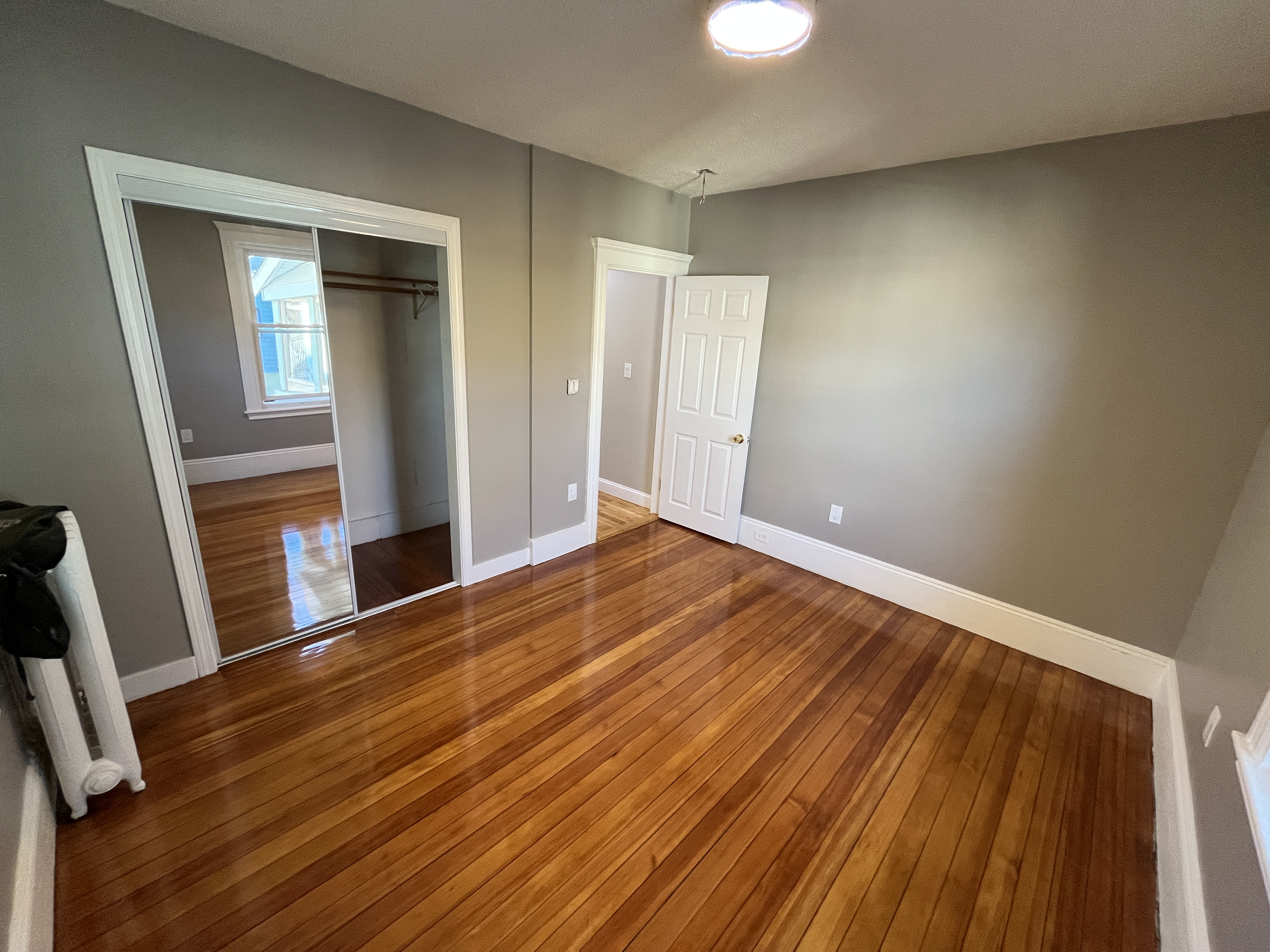 28 Emerald St, Medford