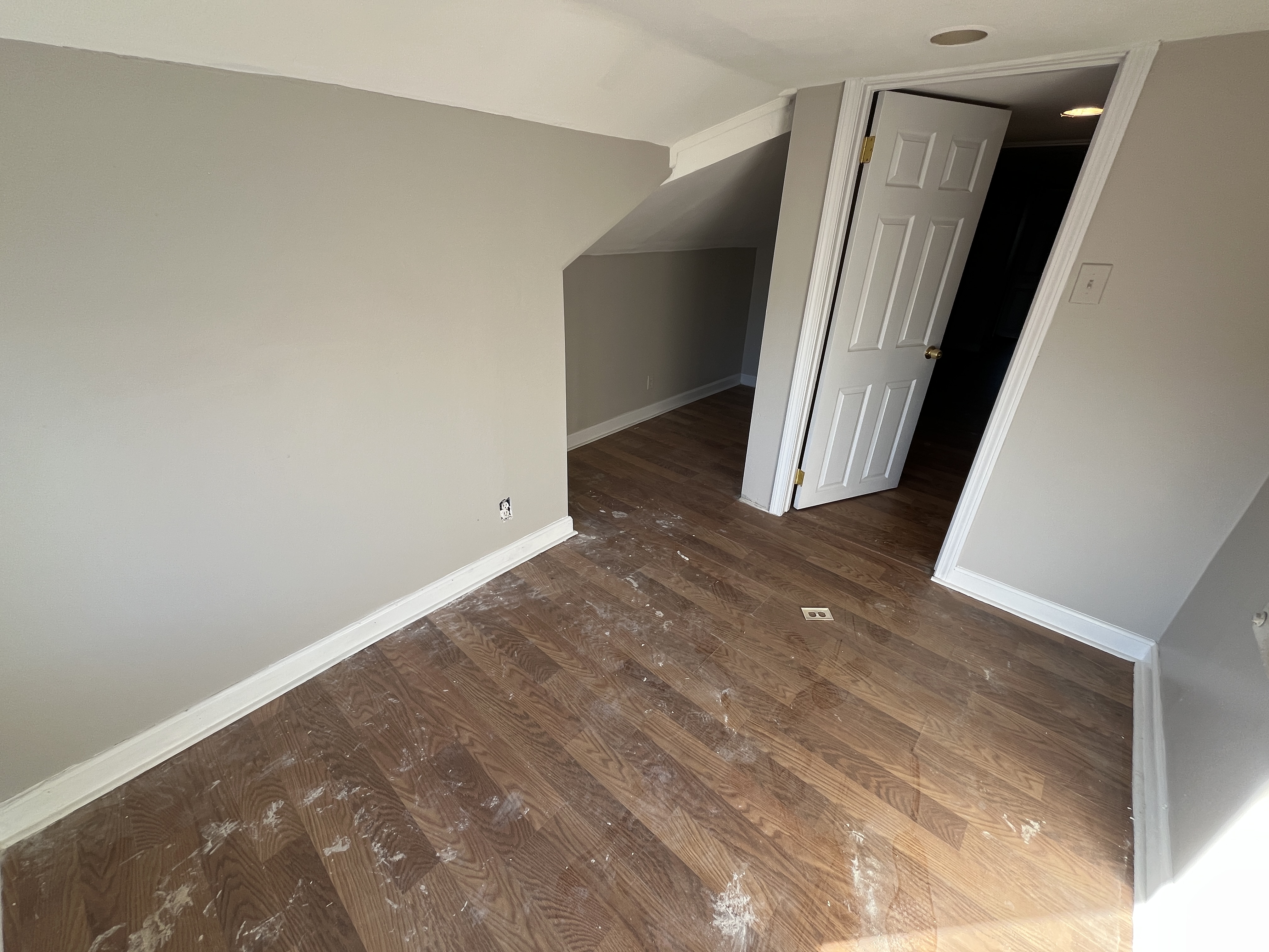 28 Emerald St, Medford