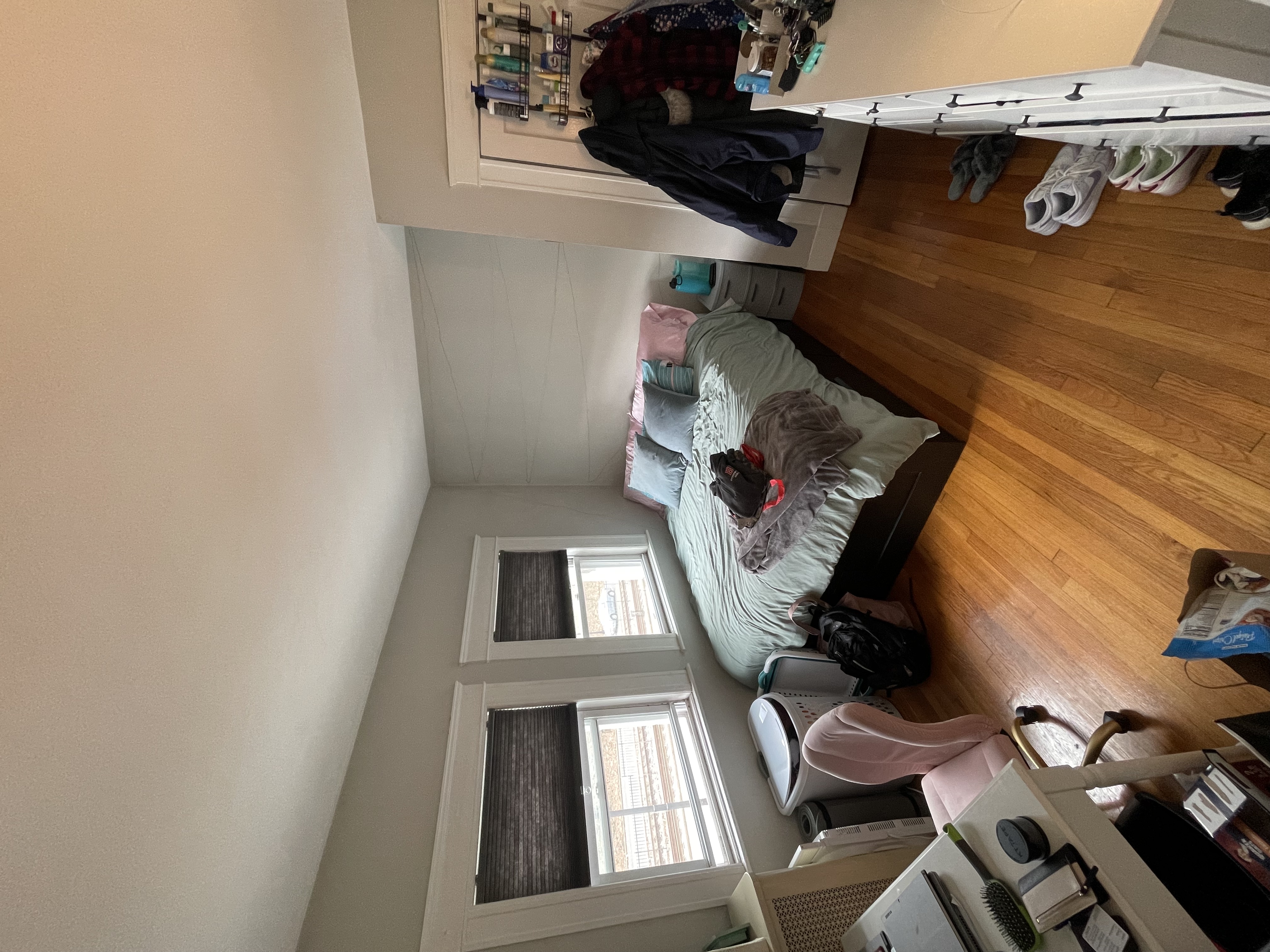 4 bed, 2 bath apartment for rent at 1504 Commonwealth Ave Unit 3, Brighton — photo 3 of 12