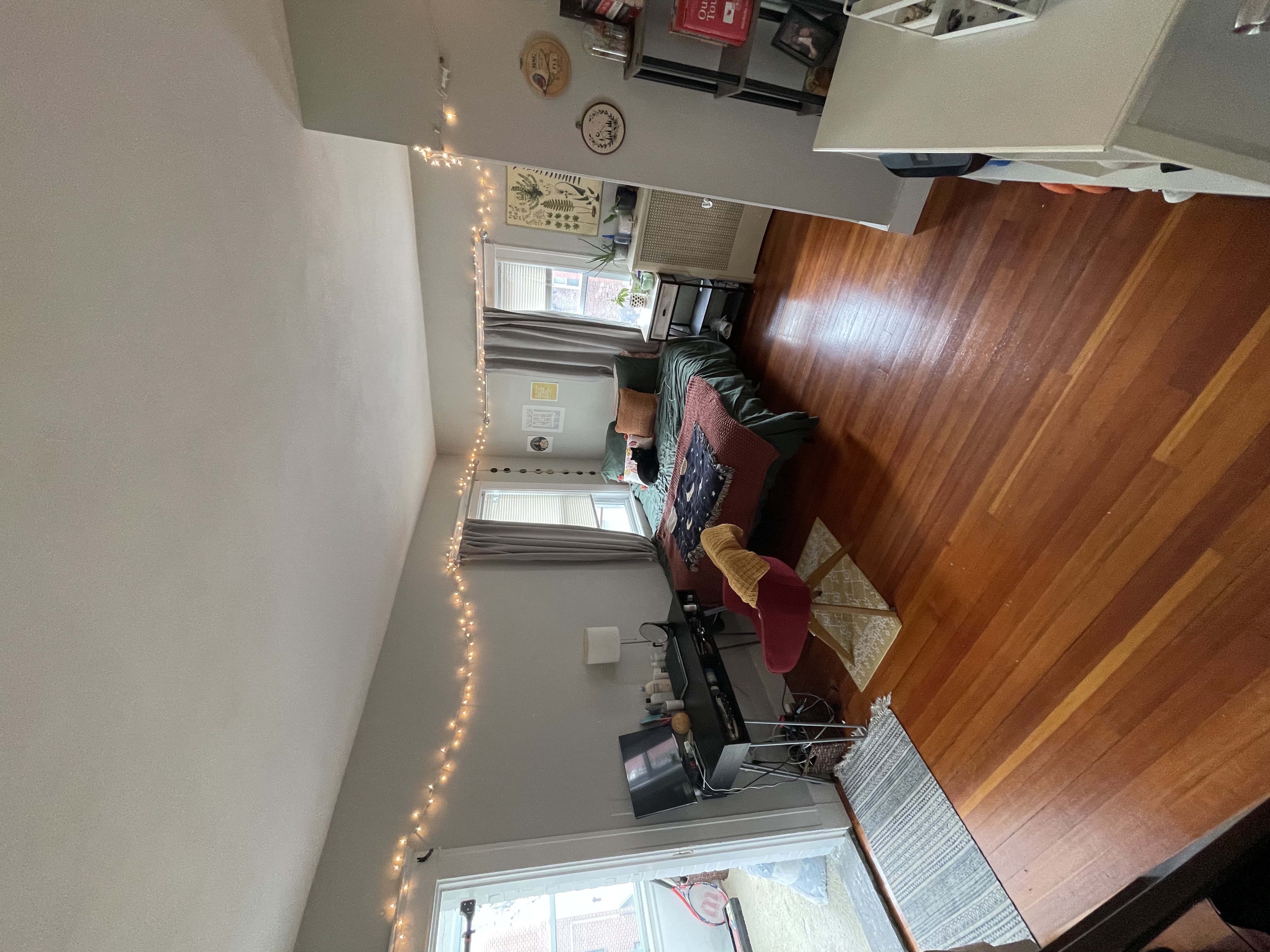 4 bed, 2 bath apartment for rent at 1504 Commonwealth Ave Unit 3, Brighton — photo 6 of 12