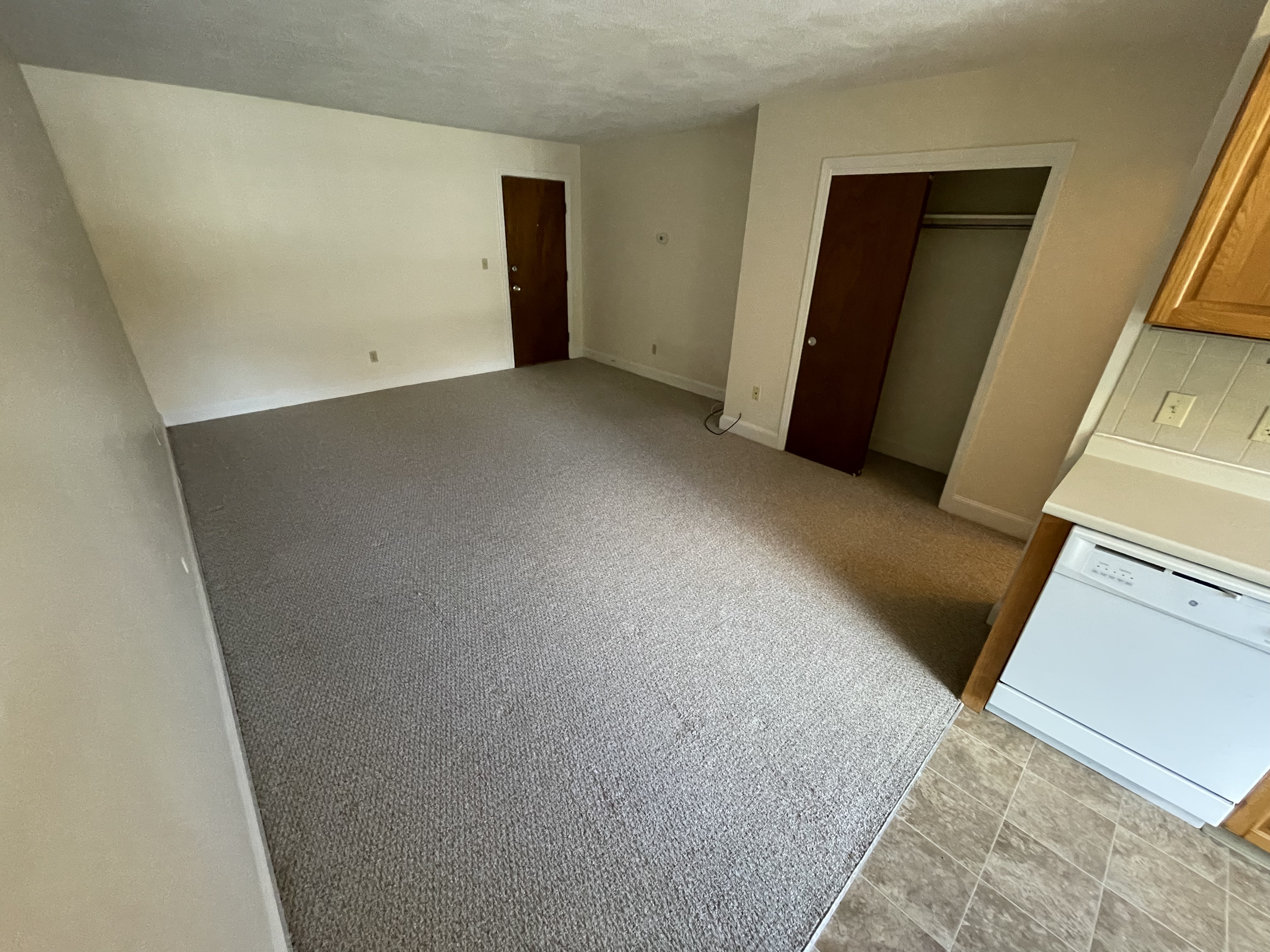 Studio bed, 1 bath apartment for rent at 4 Brattle Dr Unit 34, Arlington — photo 3 of 6