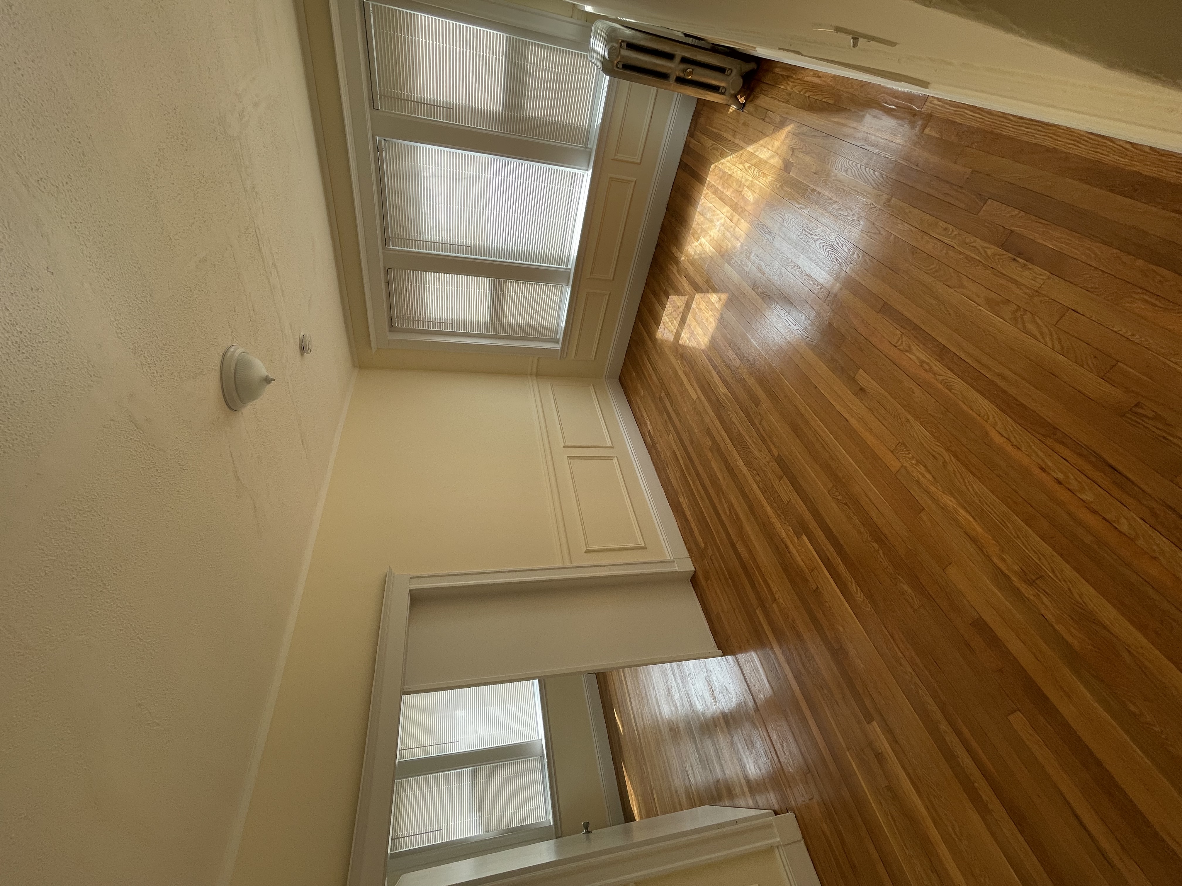 3 bed, 1 bath apartment for rent at 35 Orkney Rd Unit 9, Brighton