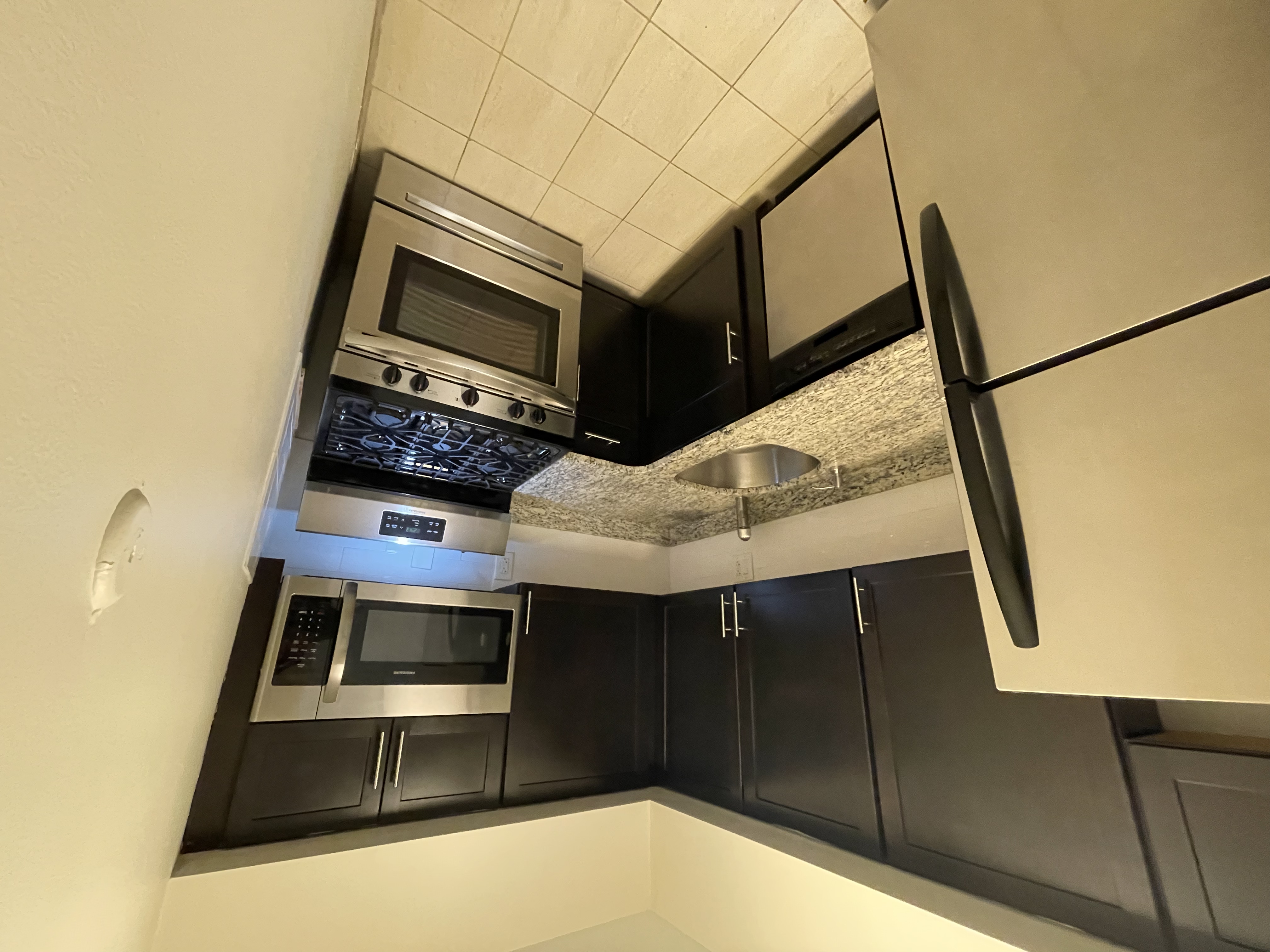 1 bed, 1 bath apartment for rent at 185 Freeman St Unit 944, Longwood — photo 1 of 8