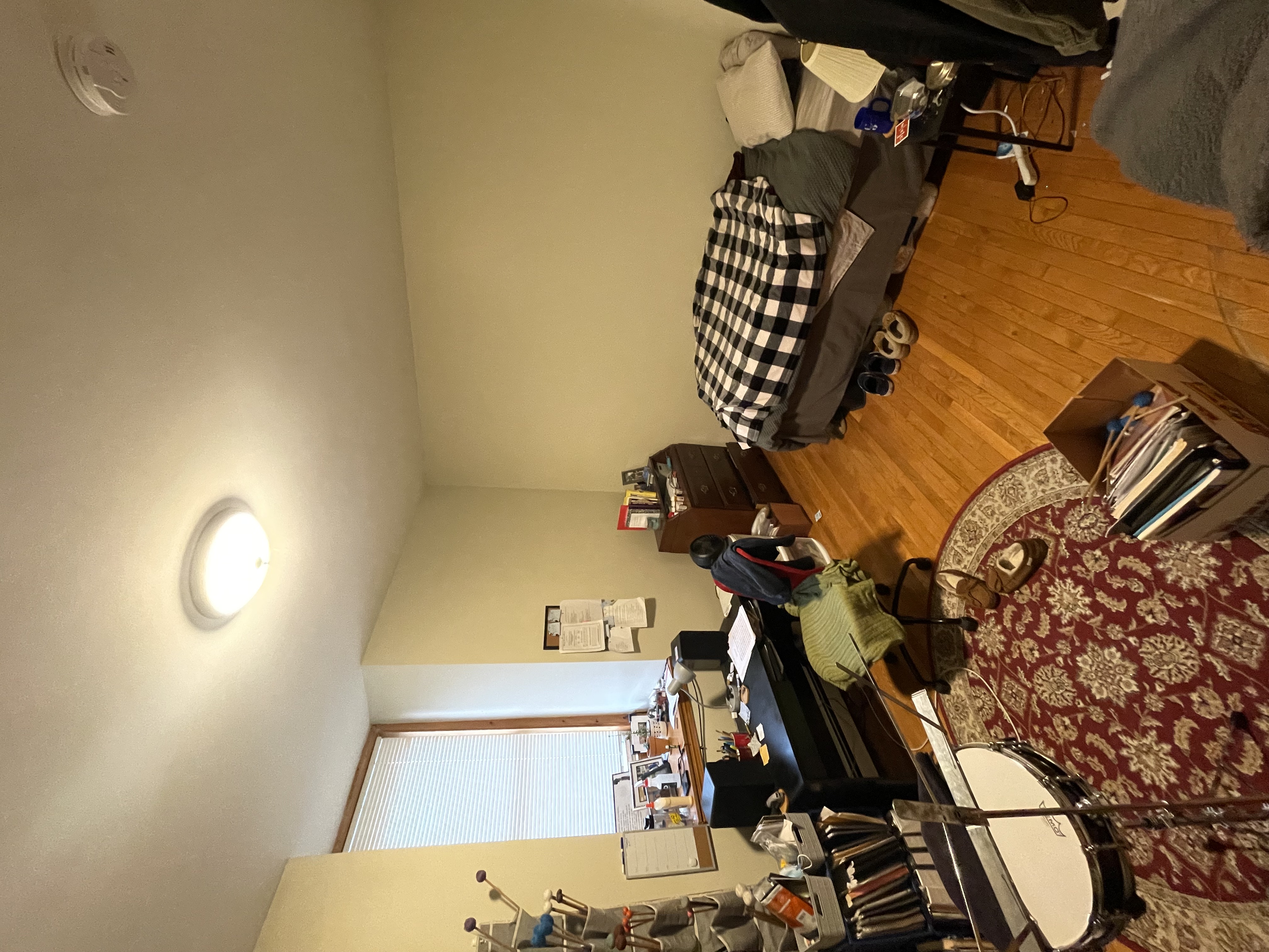 2 bed, 1 bath apartment for rent at 145 Boylston St Unit 3, Jamaica Plain — photo 3 of 9