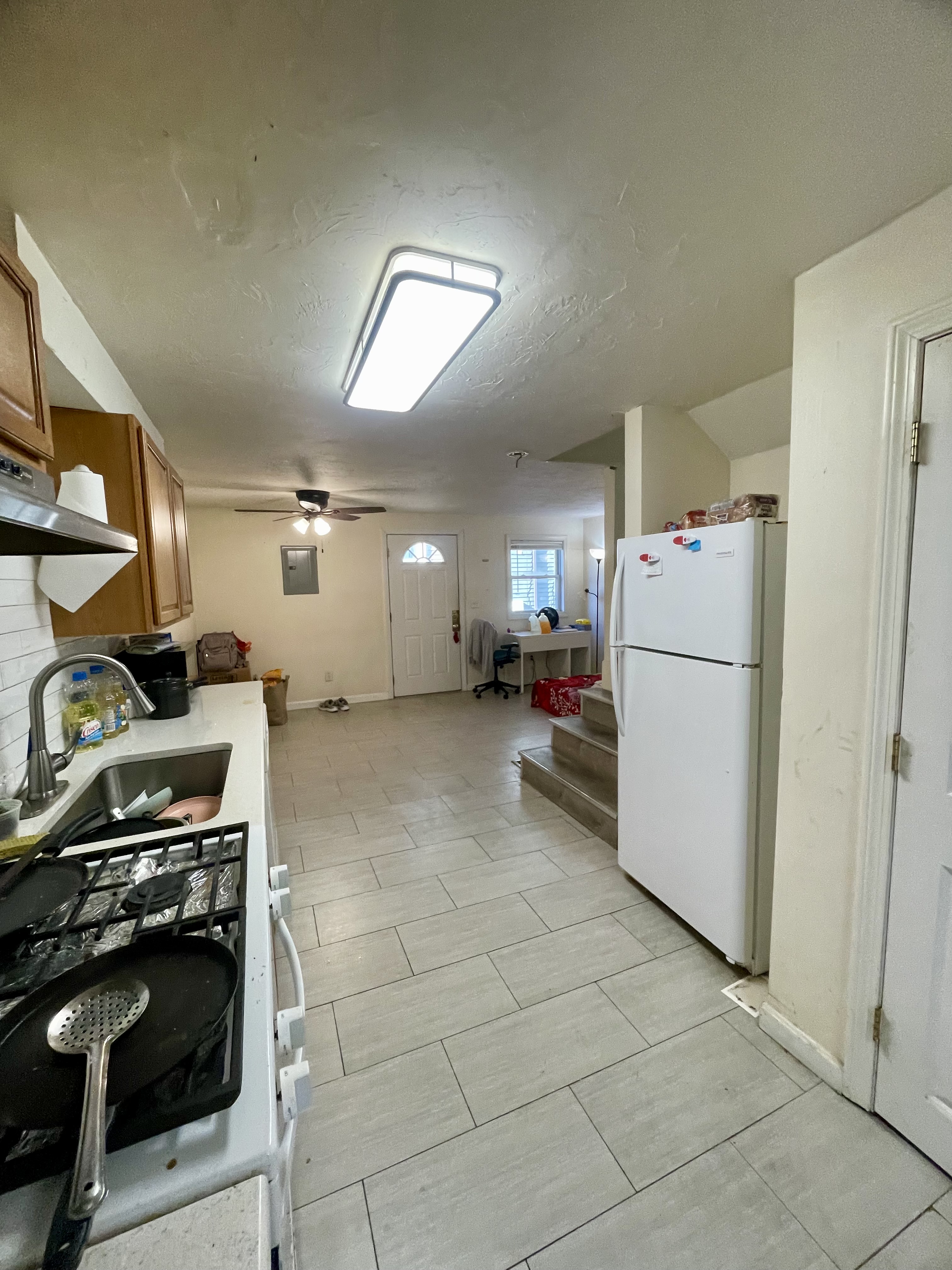 24 Lawn St, Mission Hill