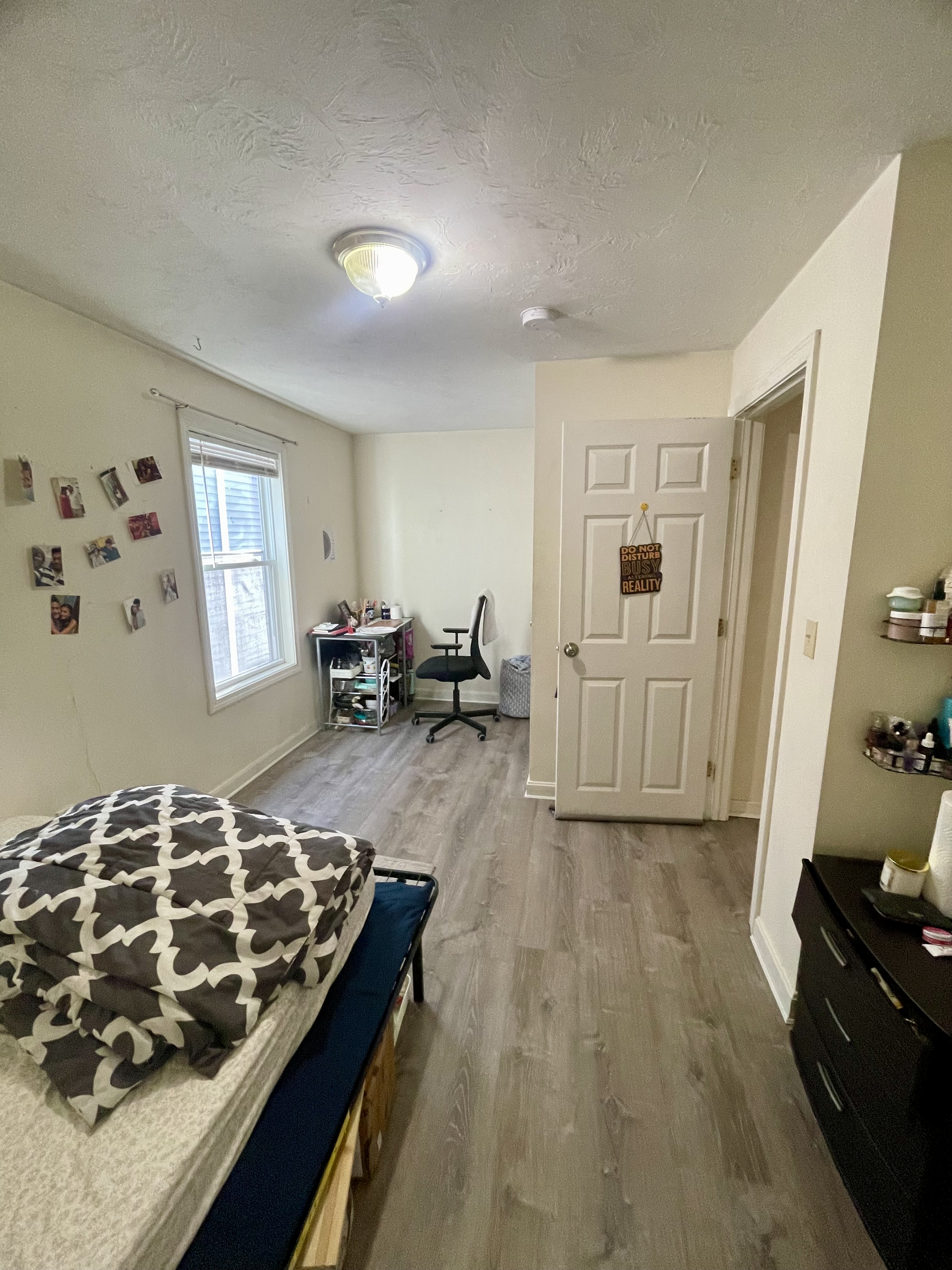 24 Lawn St, Mission Hill