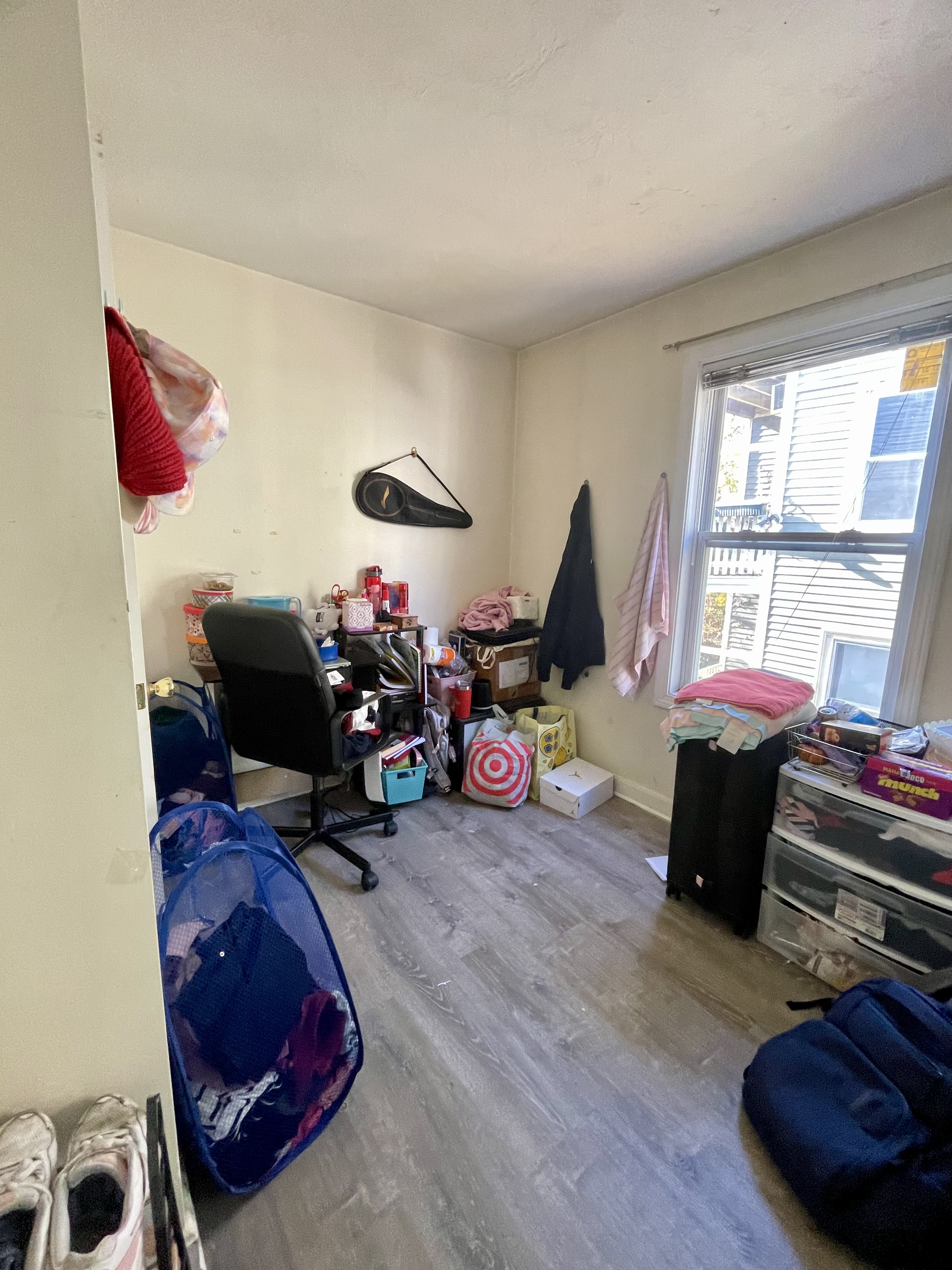 24 Lawn St, Mission Hill