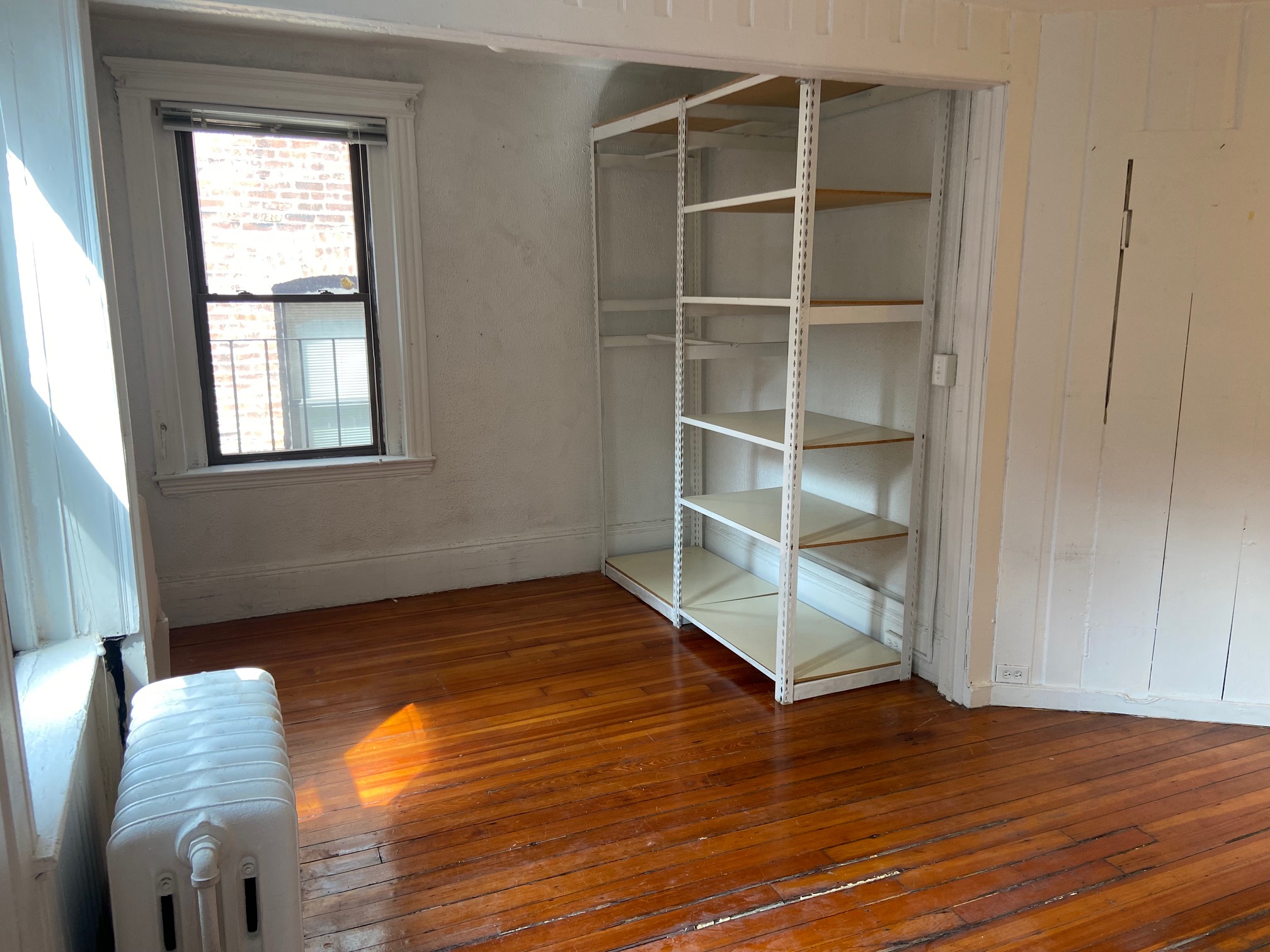 Studio bed, 1 bath apartment for rent at 64 Myrtle St Unit 12, Beacon Hill — photo 4 of 10