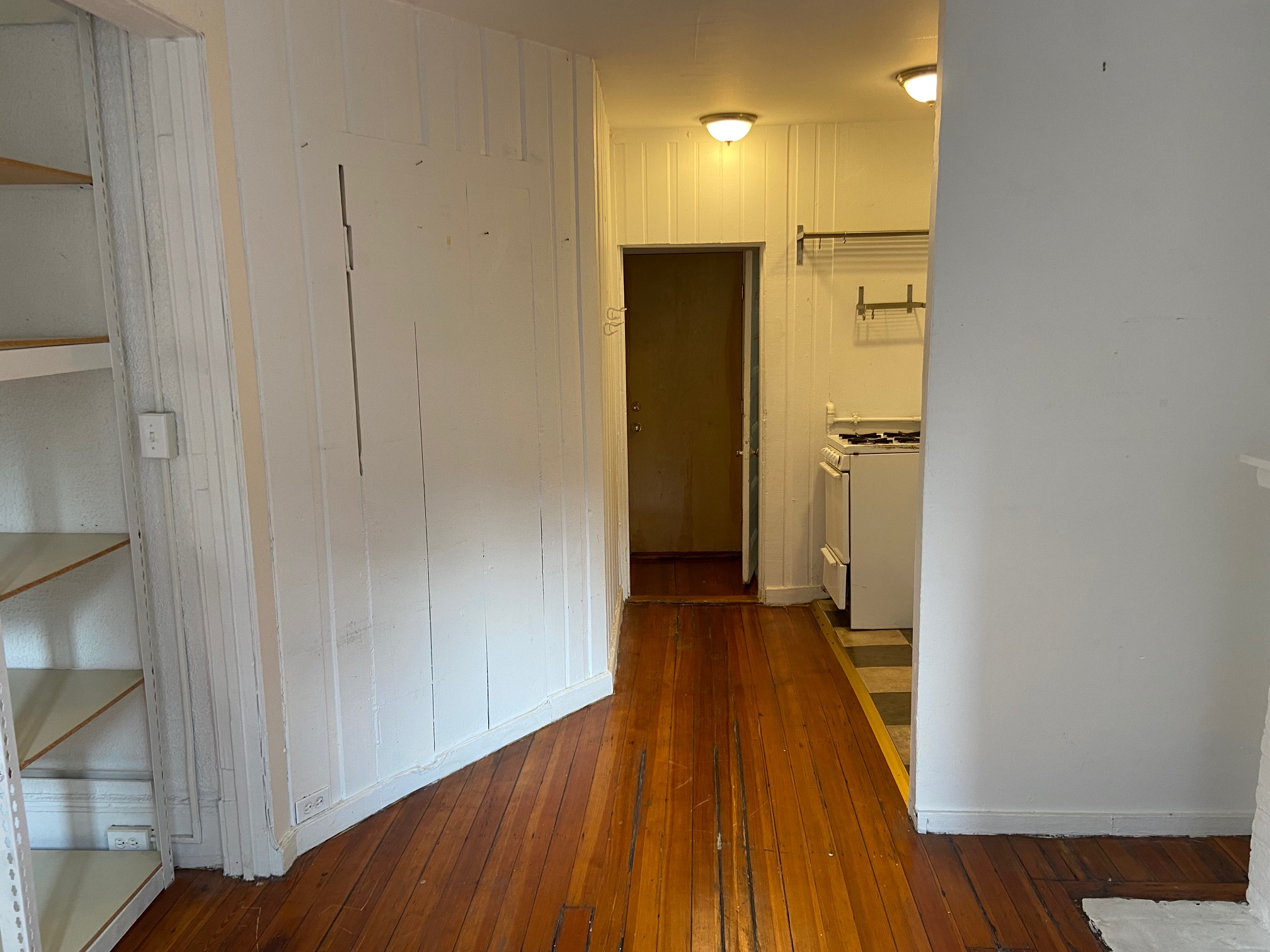 Studio bed, 1 bath apartment for rent at 64 Myrtle St Unit 12, Beacon Hill — photo 6 of 10
