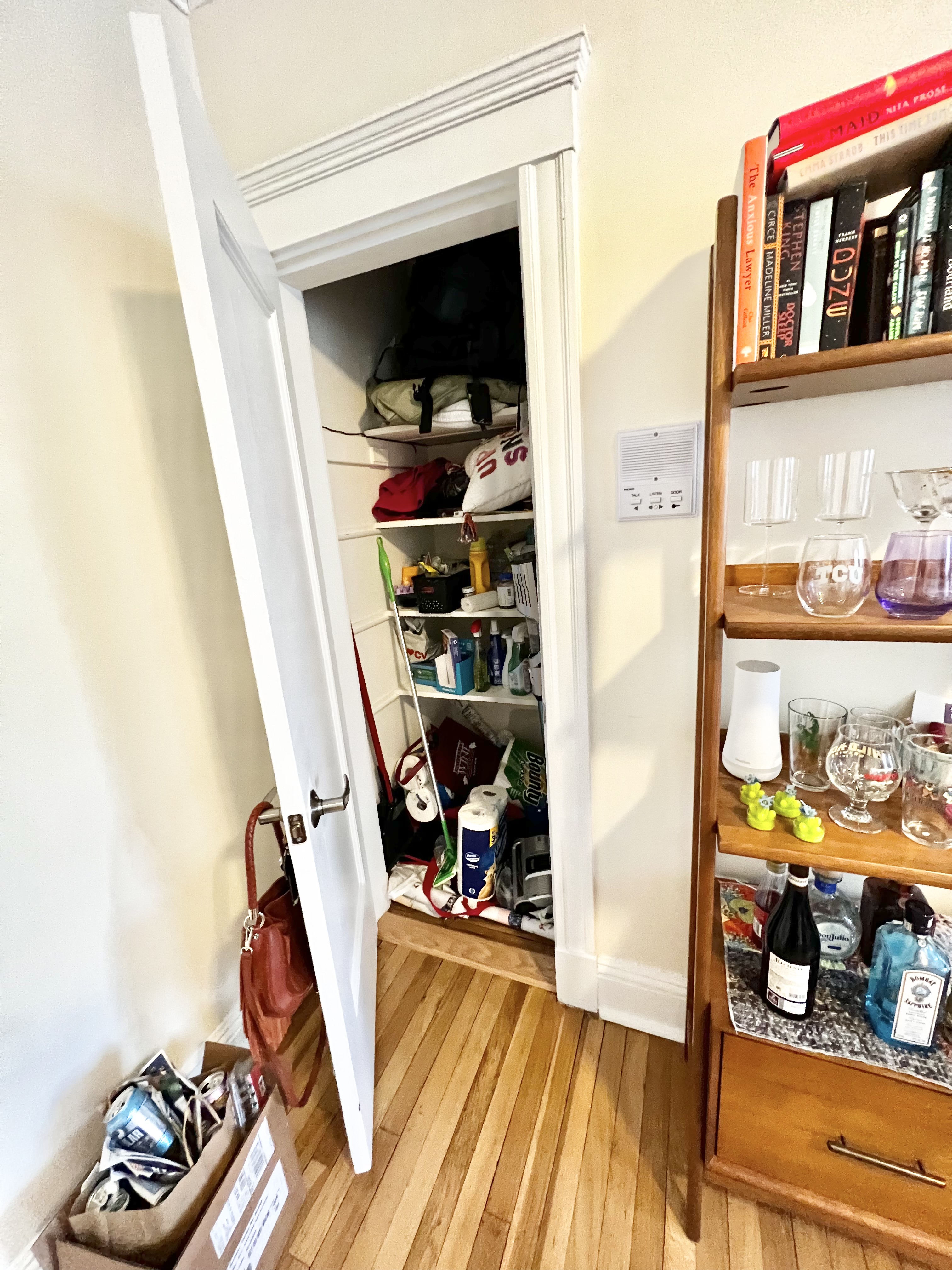 1 bed, 1 bath apartment for rent at 19 Chauncy Unit 22-12a, Harvard Square — photo 9 of 15