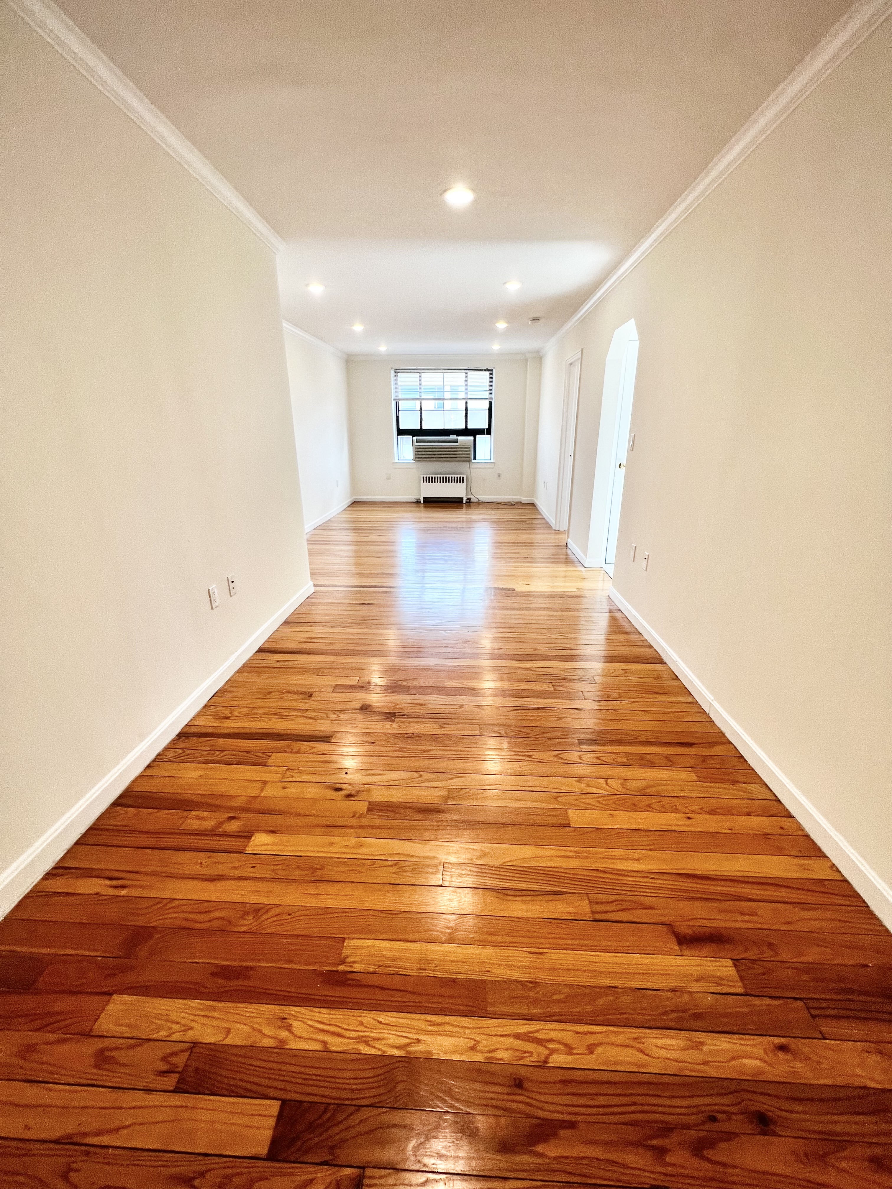 2 bed, 1 bath apartment for rent at 52 Brattle St Unit 502, Harvard Square — photo 2 of 19