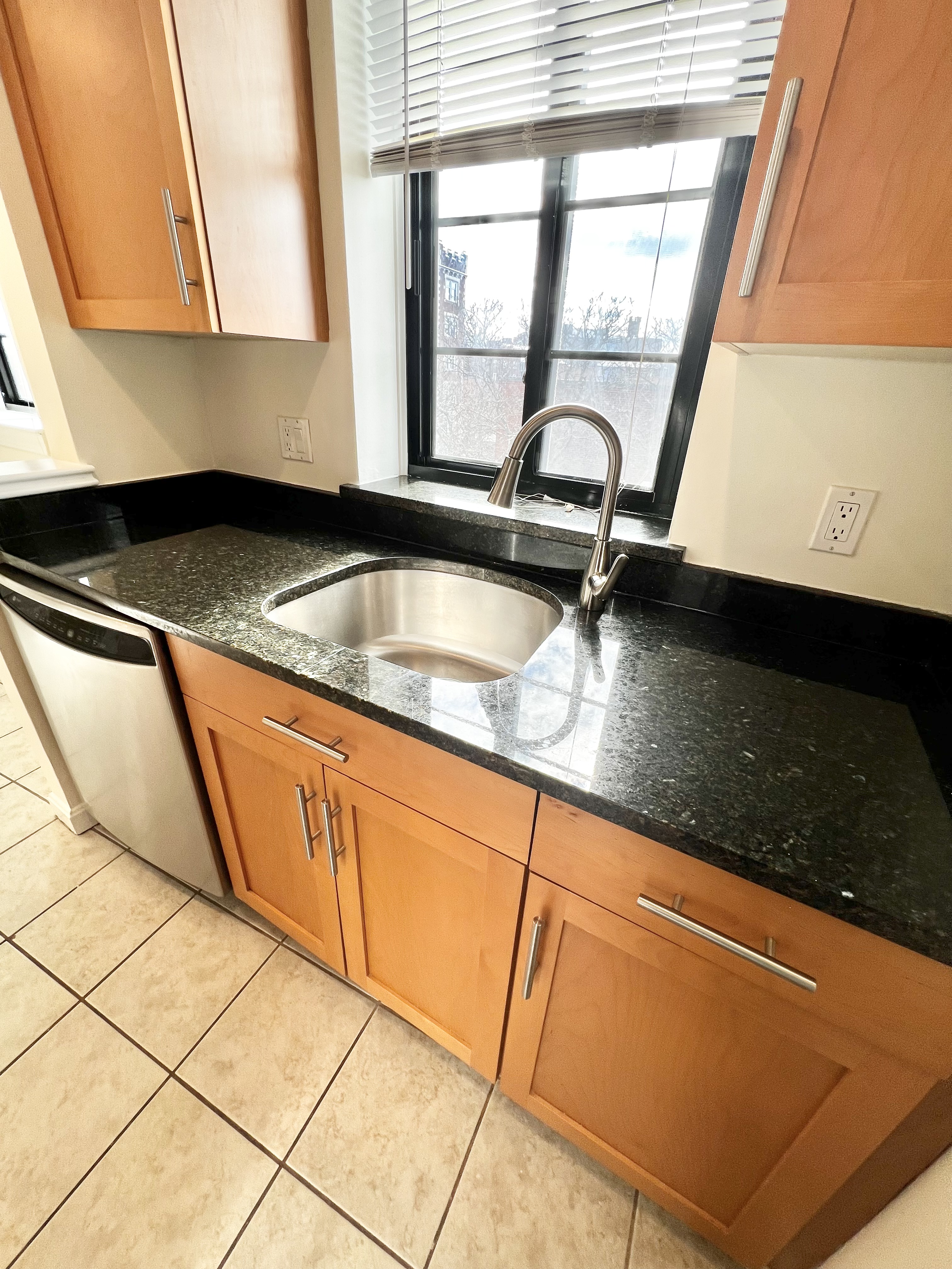 2 bed, 1 bath apartment for rent at 52 Brattle St Unit 502, Harvard Square — photo 16 of 19