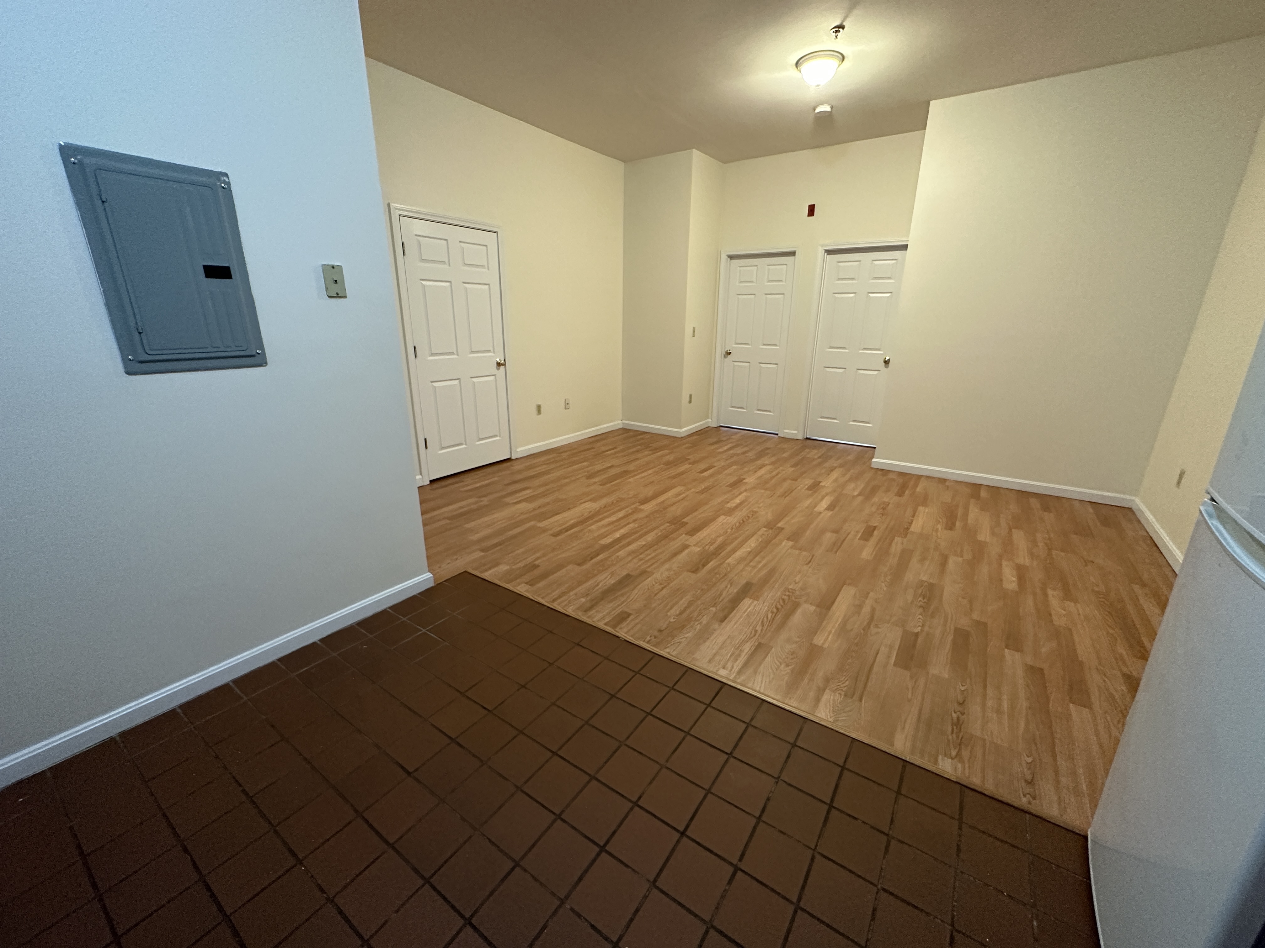 81 Essex St, Chinatown