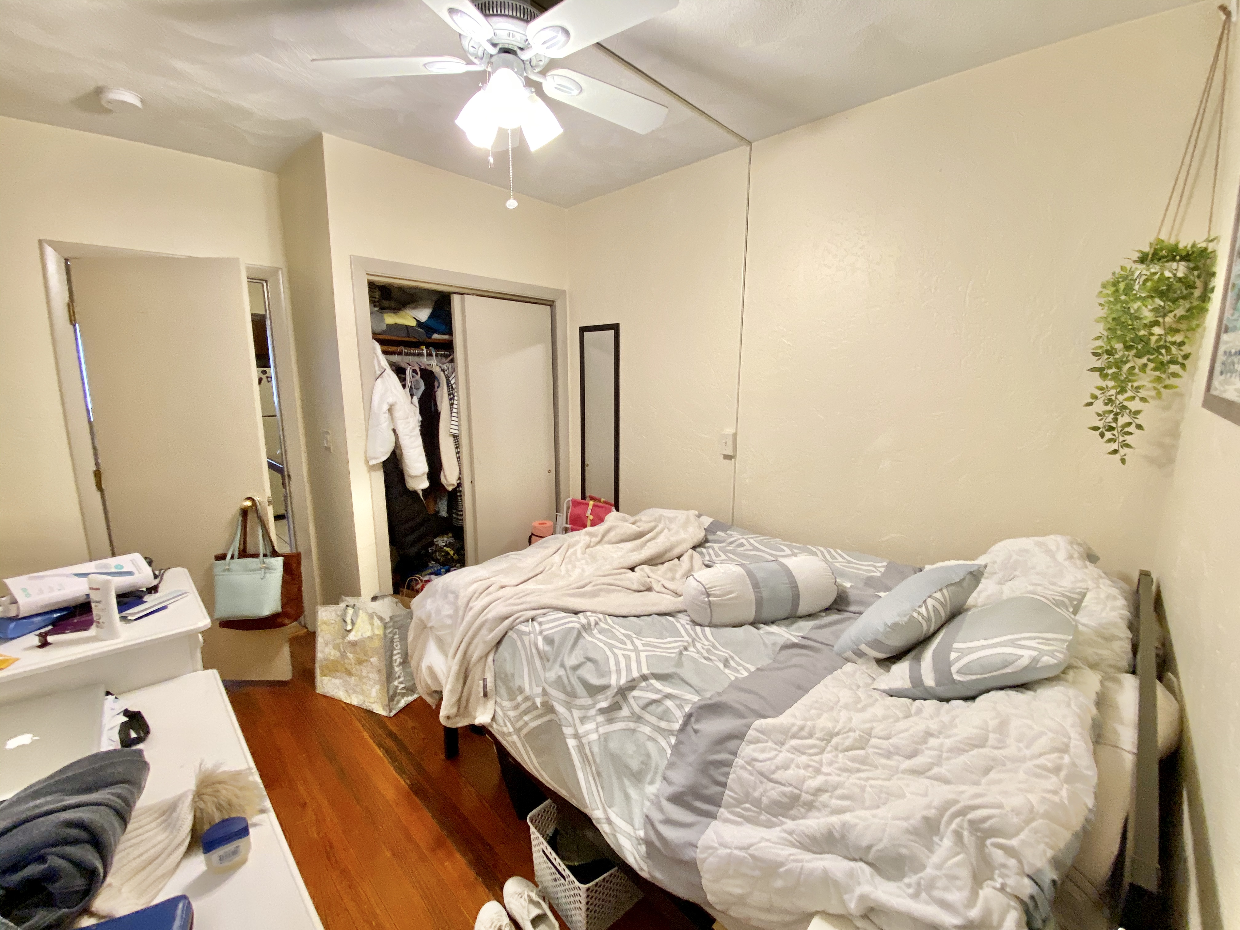3 bed, 1 bath apartment for rent at 5 Hull St Unit 2, North End — photo 4 of 18