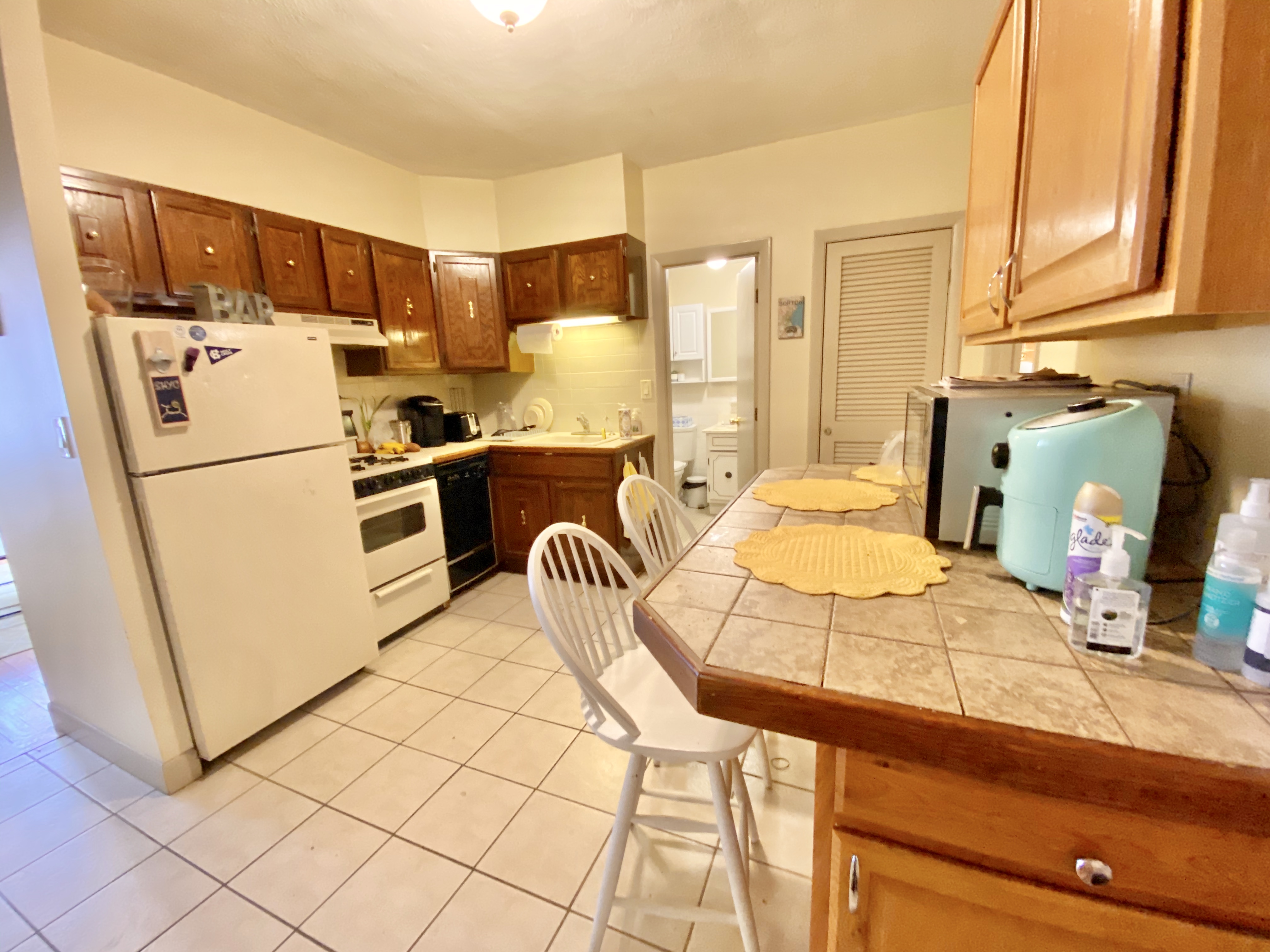 3 bed, 1 bath apartment for rent at 5 Hull St Unit 2, North End — photo 8 of 18