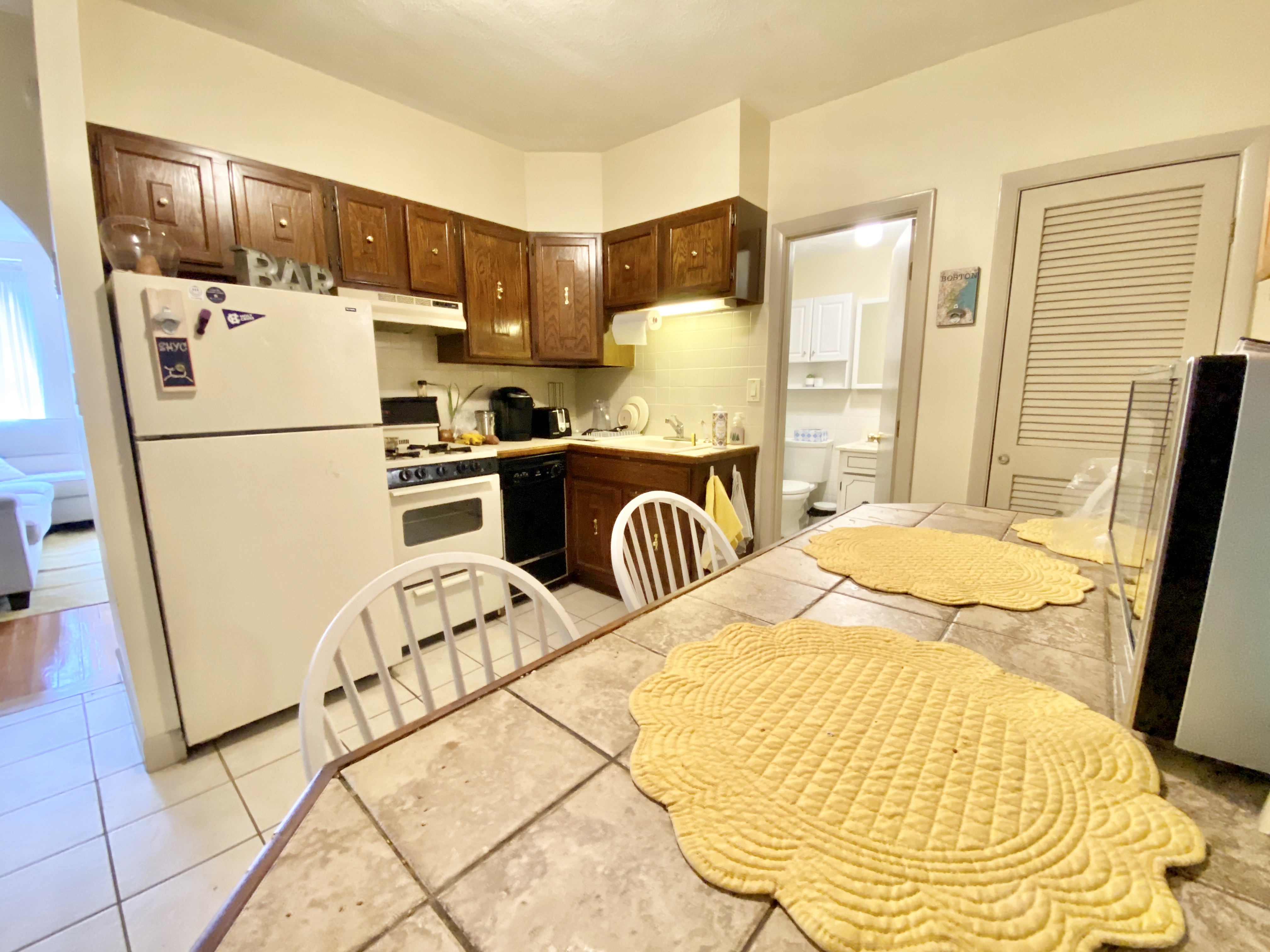3 bed, 1 bath apartment for rent at 5 Hull St Unit 2, North End — photo 1 of 18