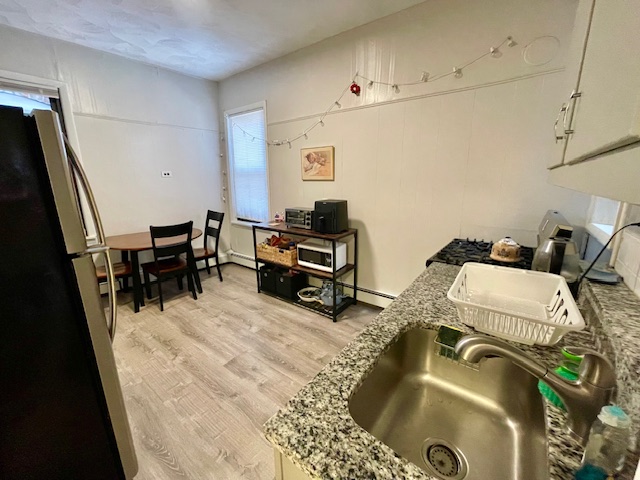 2 bed, 1 bath apartment for rent at 26-1/2 Charter St Unit 2, North End — photo 8 of 14