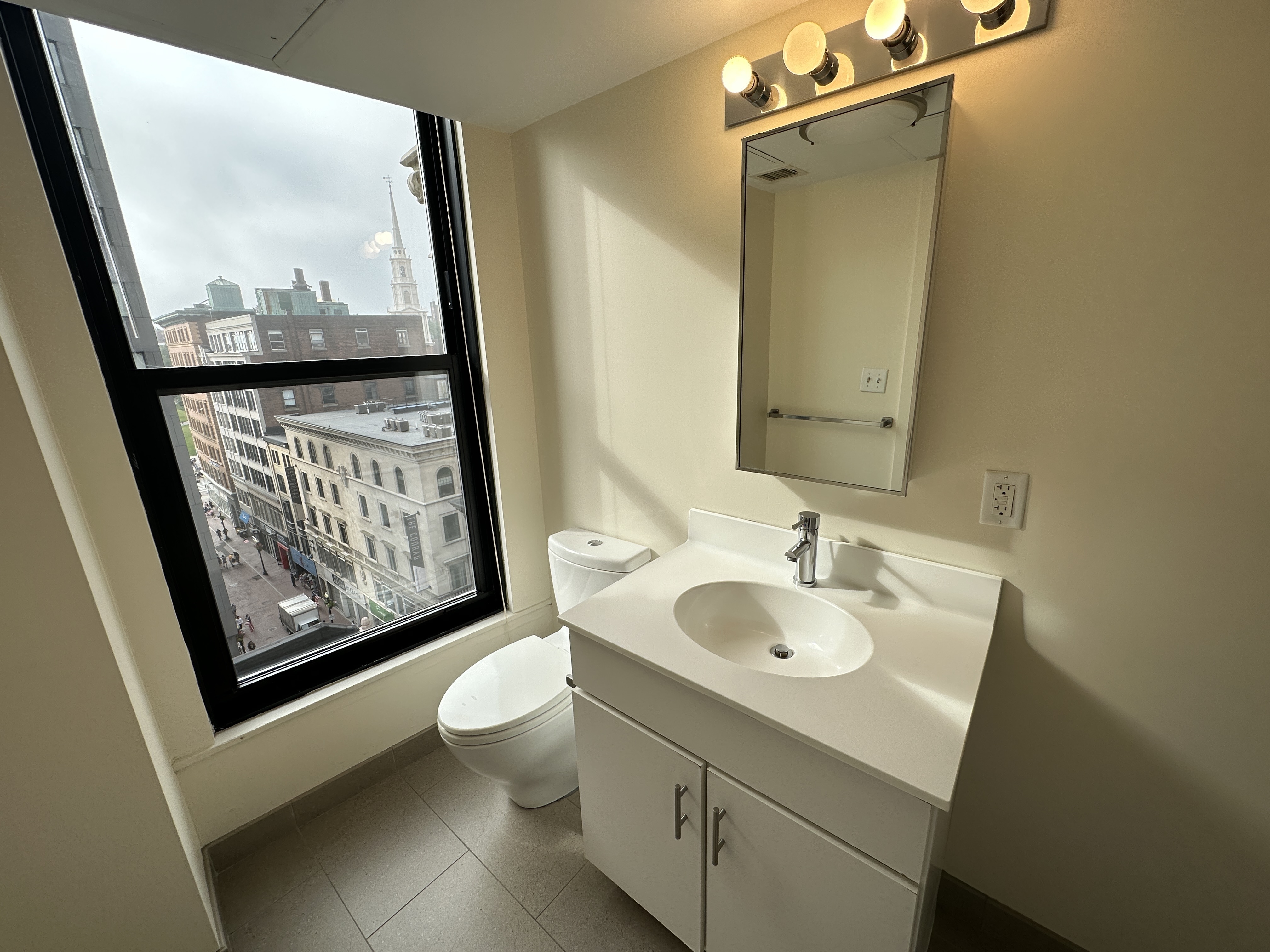 8 Winter St, Downtown