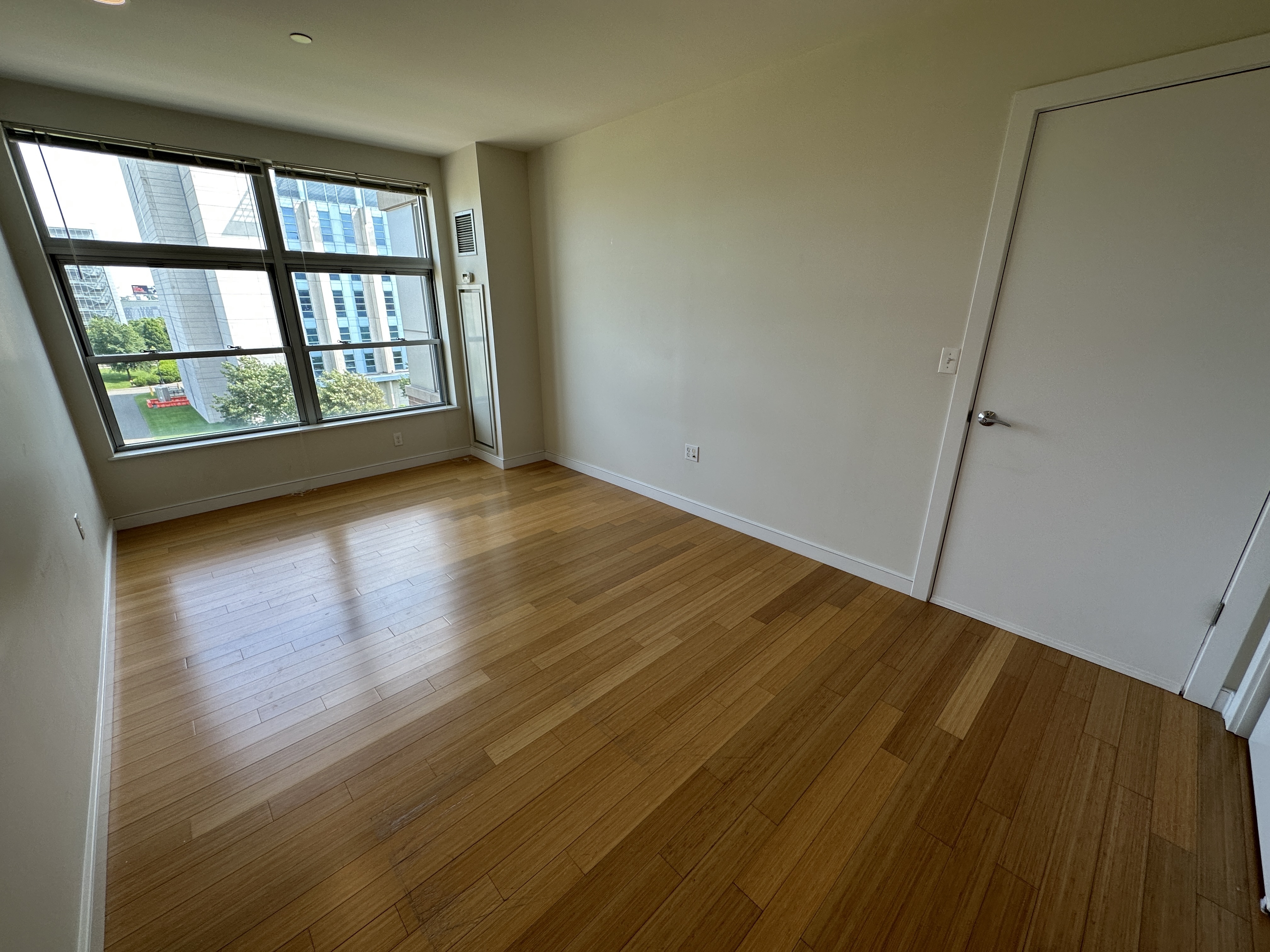 601 Albany St, South End