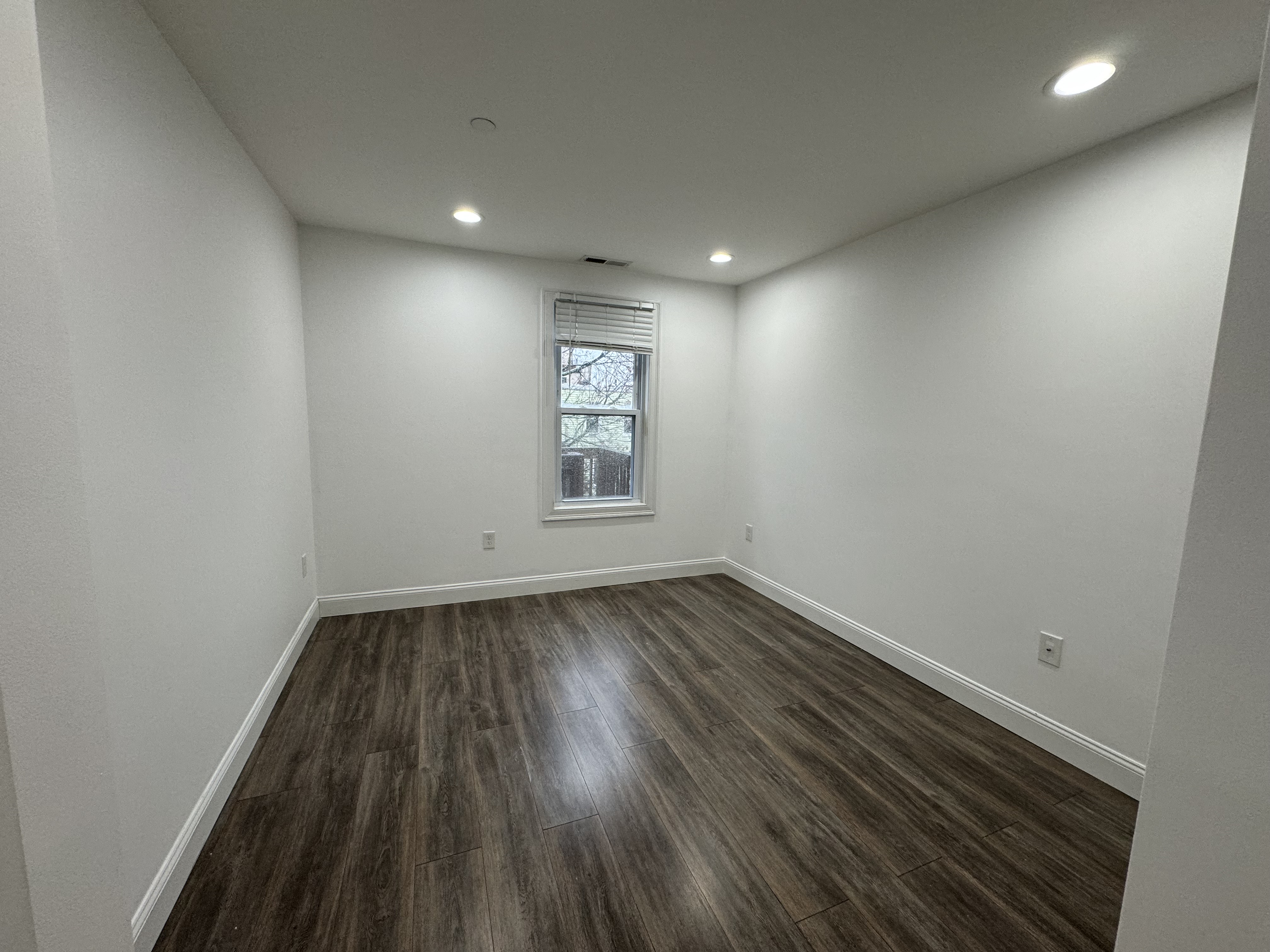 40 Morris St, East Boston