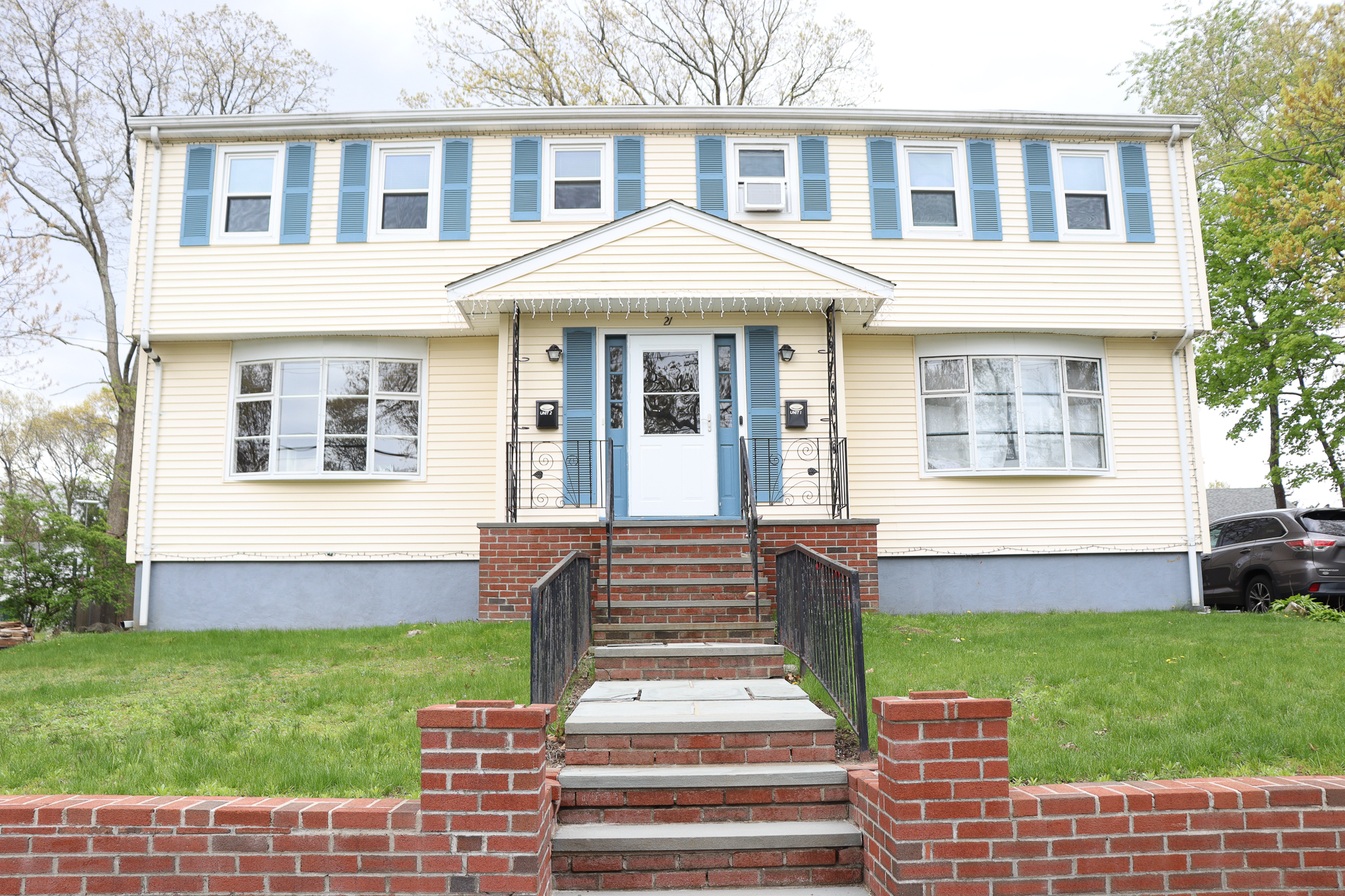 3 bed, 1 bath apartment for rent at 21 Clark St Unit Left Side, Randolph
